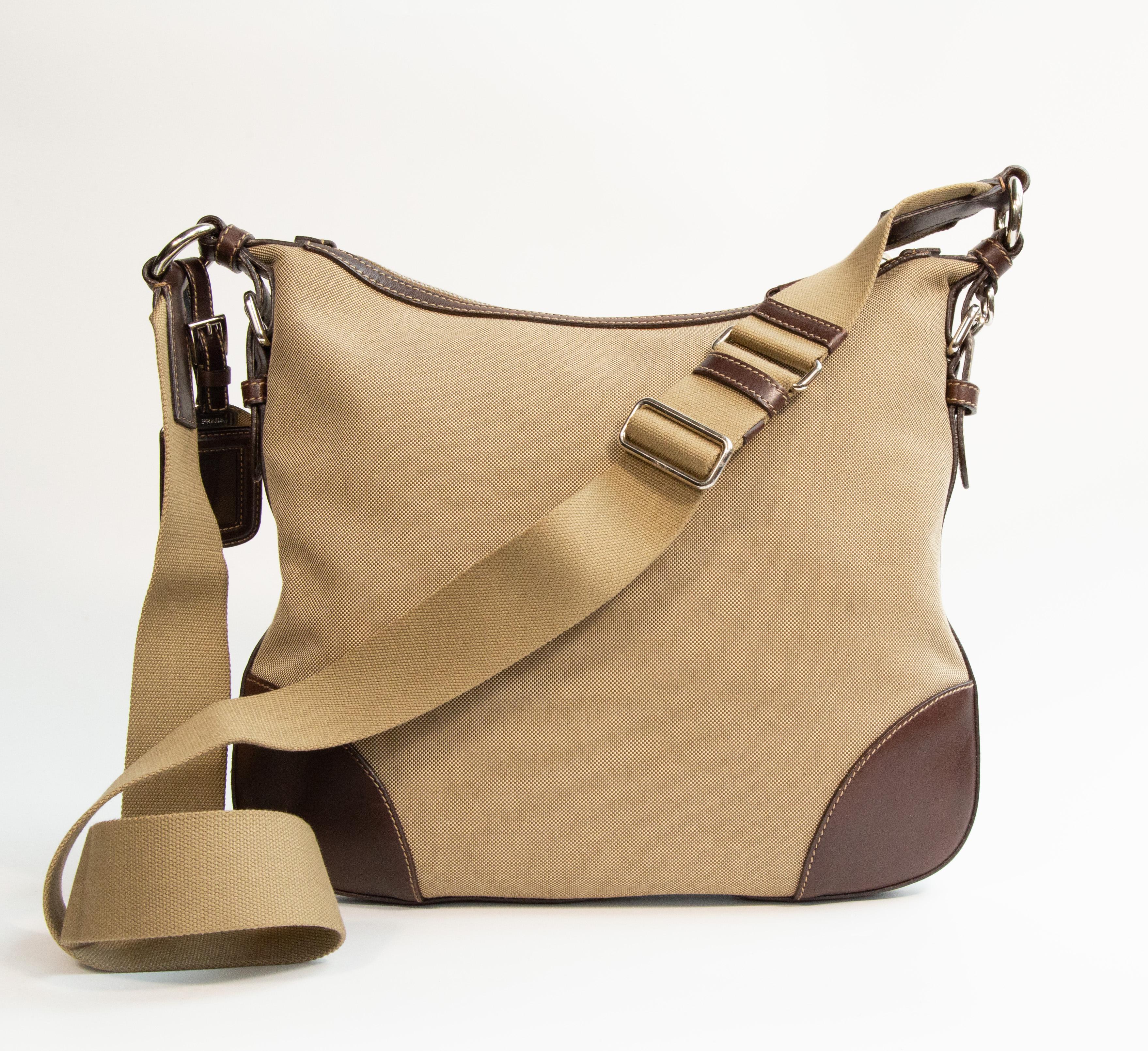 Borsa a tracolla in pelle e Jaquard di Prada degli anni 2000 In condizioni buone in vendita a Arnhem, NL