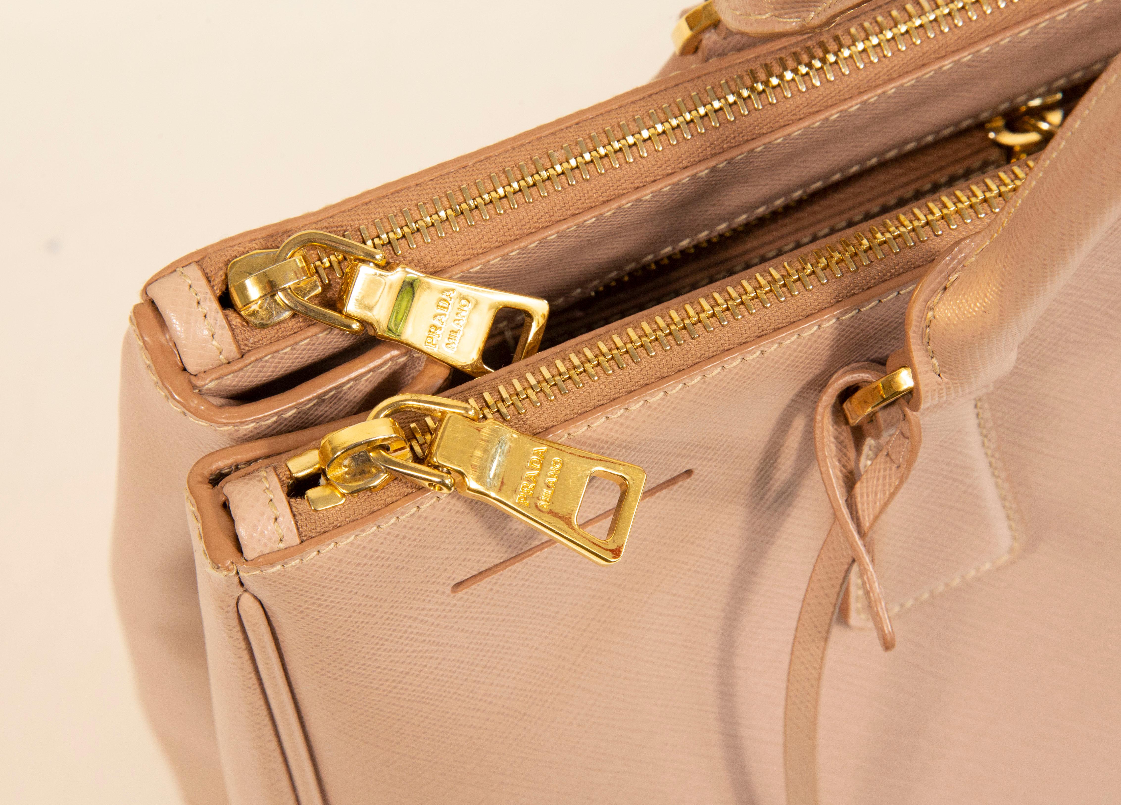 2000s Prada Nude Saffiano Leather Galleria Top Handle Bag For Sale 5