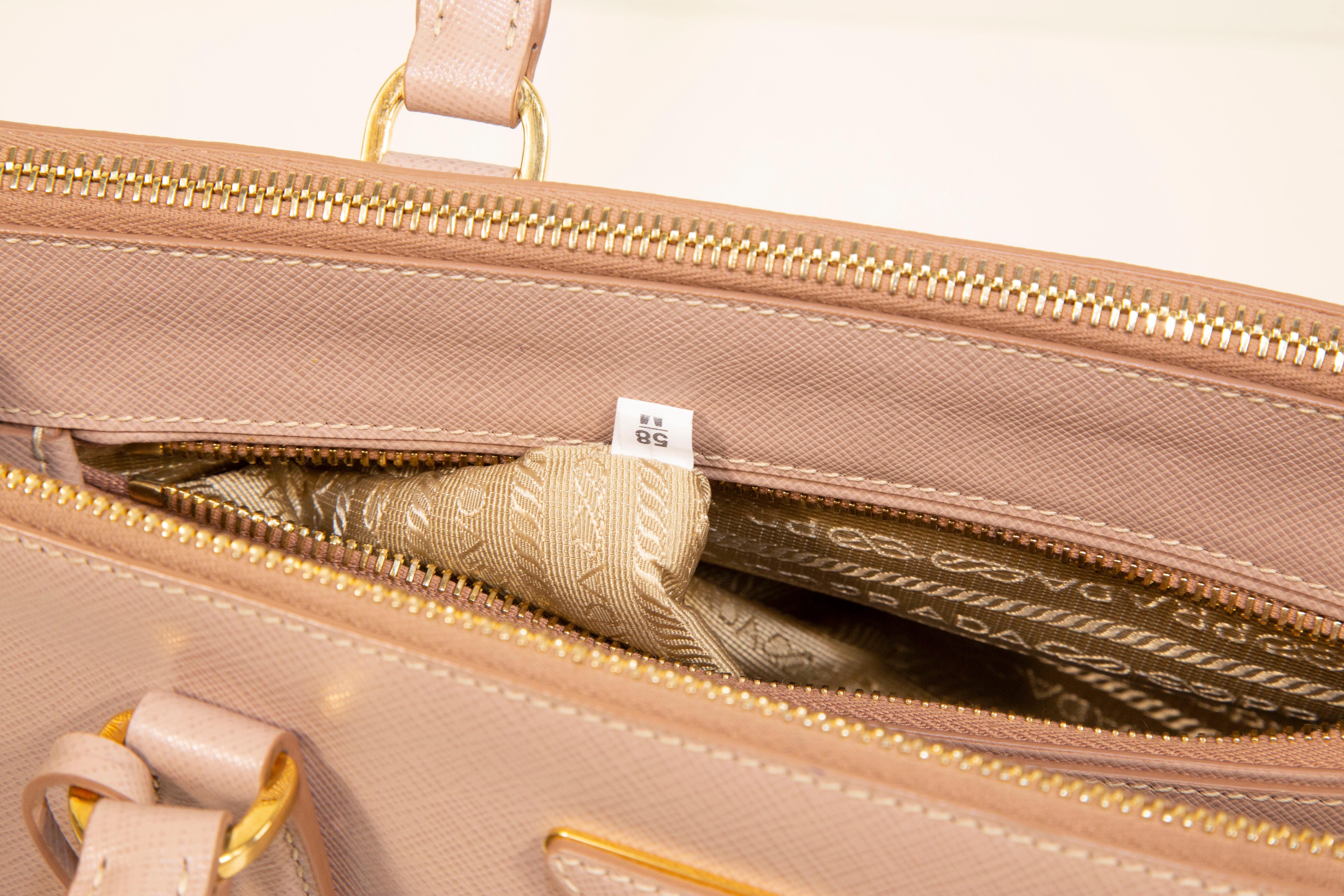 2000s Prada Nude Saffiano Leather Galleria Top Handle Bag For Sale 8