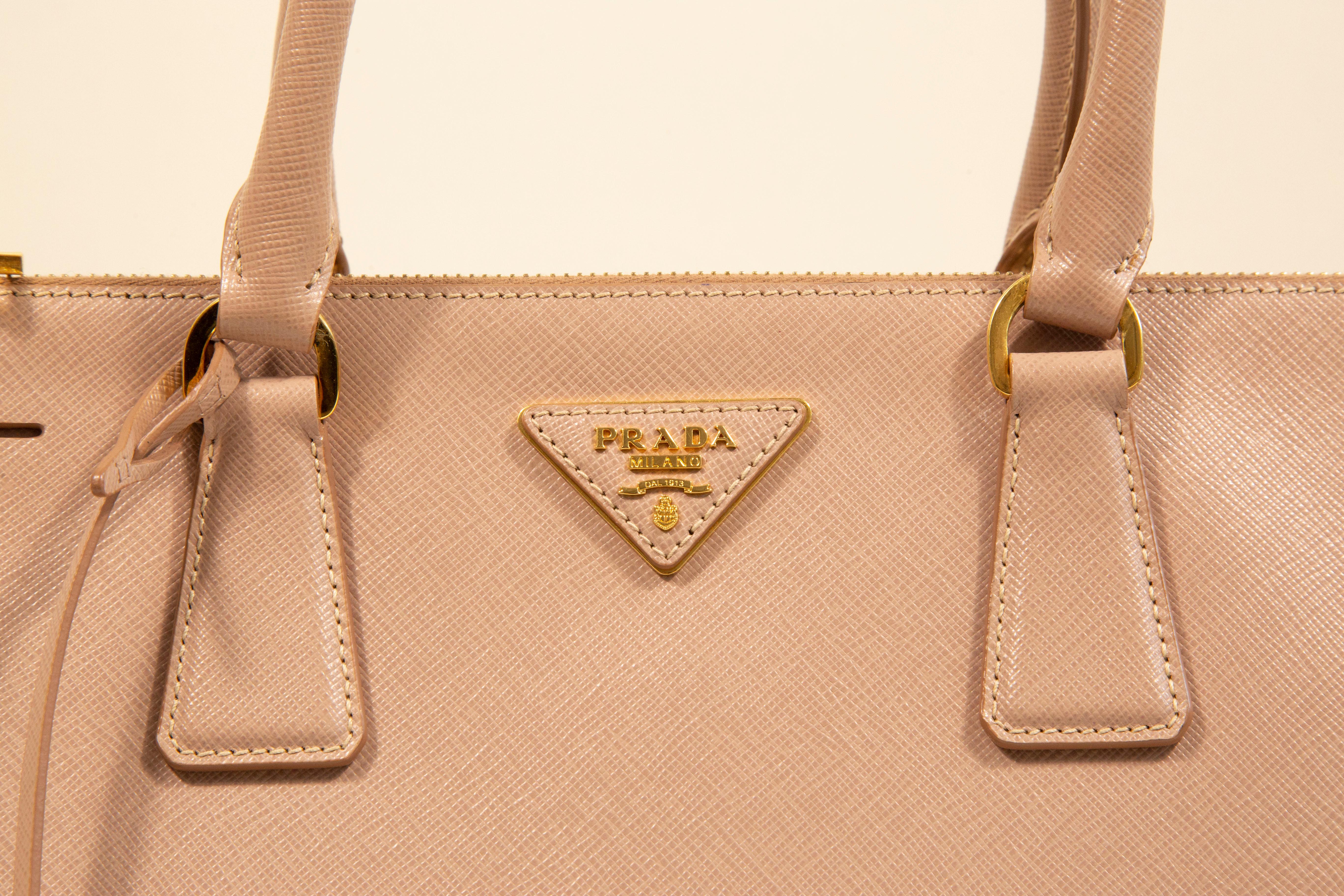 2000s Prada Nude Saffiano Leather Galleria Top Handle Bag For Sale 9