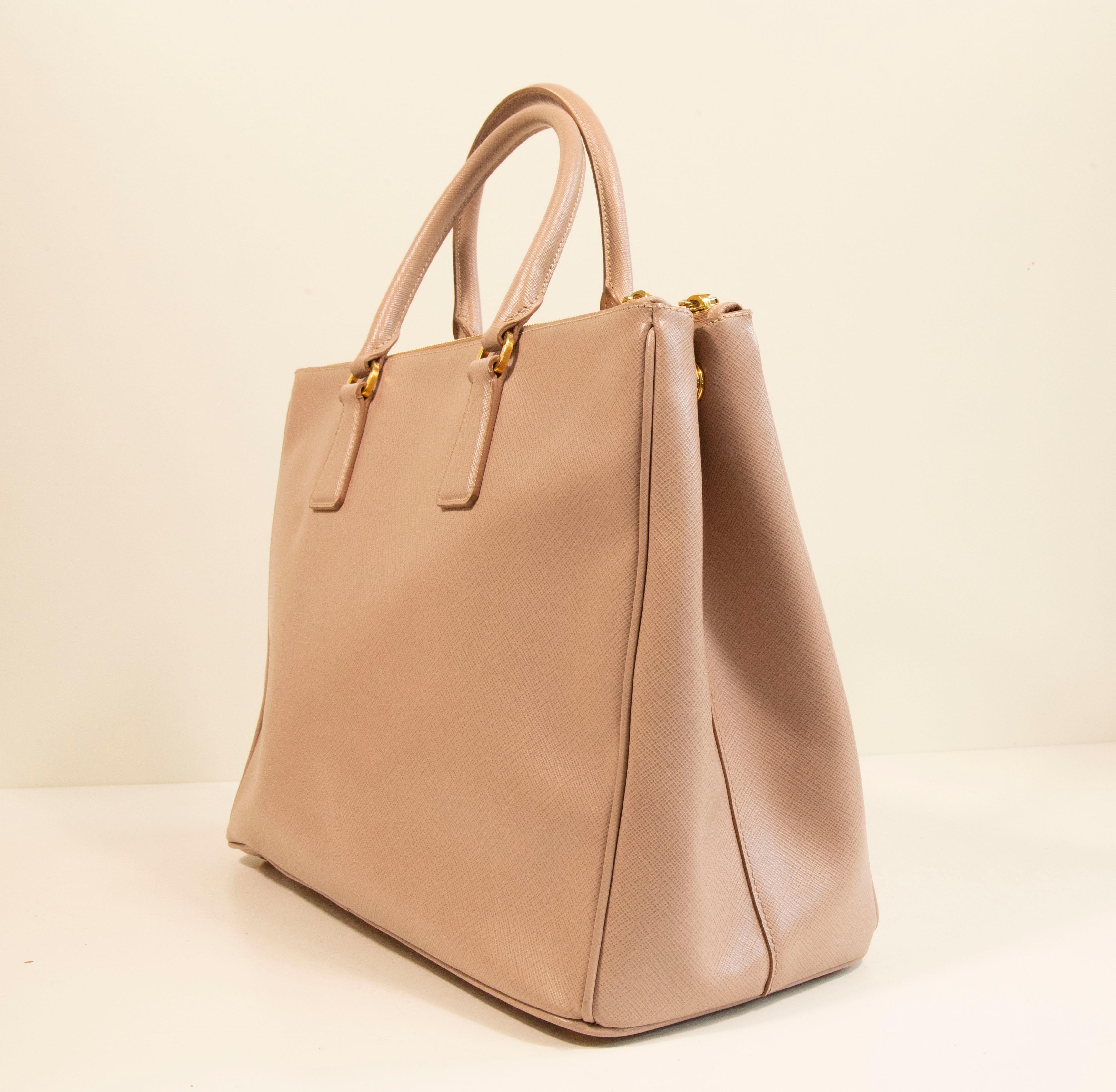 2000s Prada Nude Saffiano Leather Galleria Top Handle Bag For Sale 11