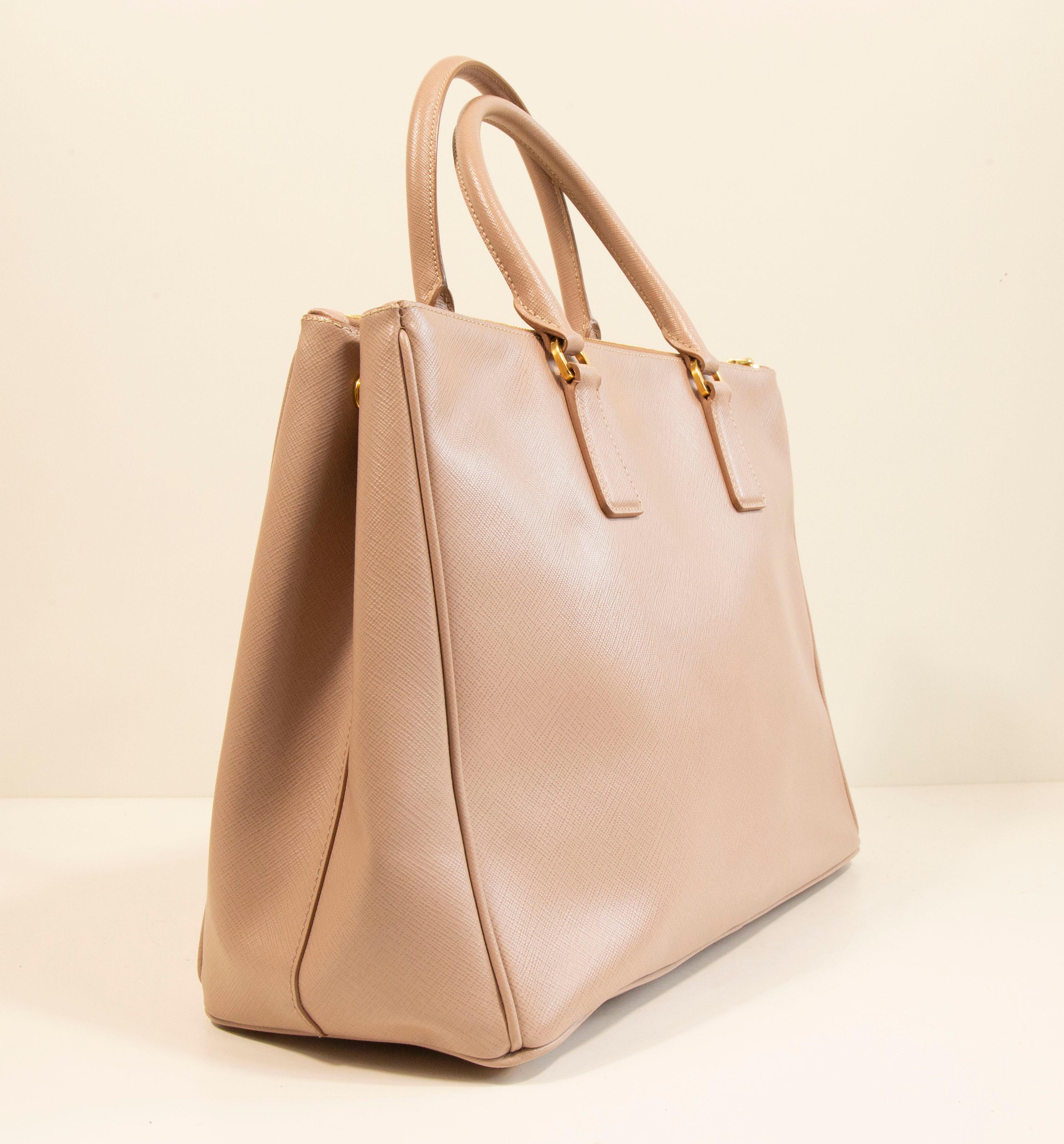 Beige 2000s Prada Nude Saffiano Leather Galleria Top Handle Bag For Sale