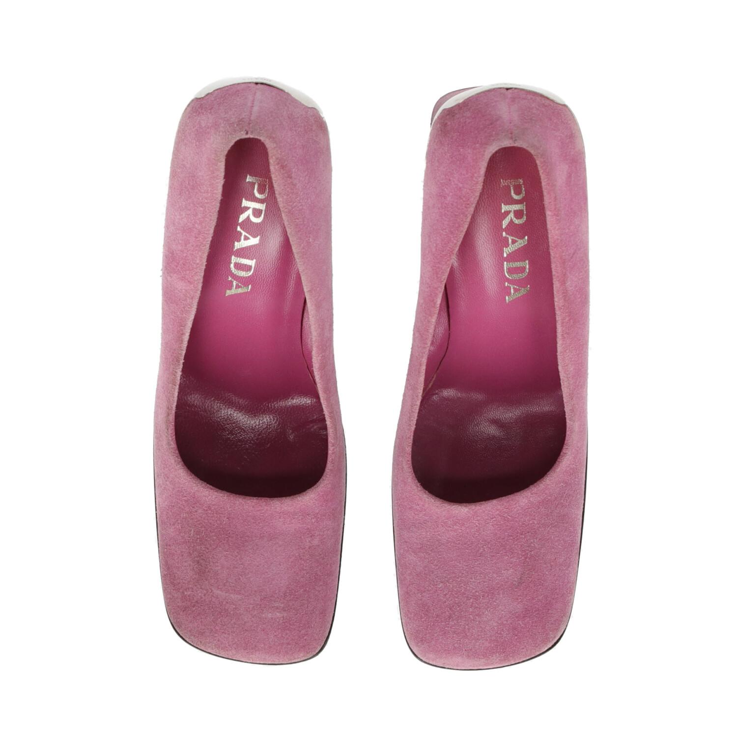 2000s Prada Pink Suede Pumps 2