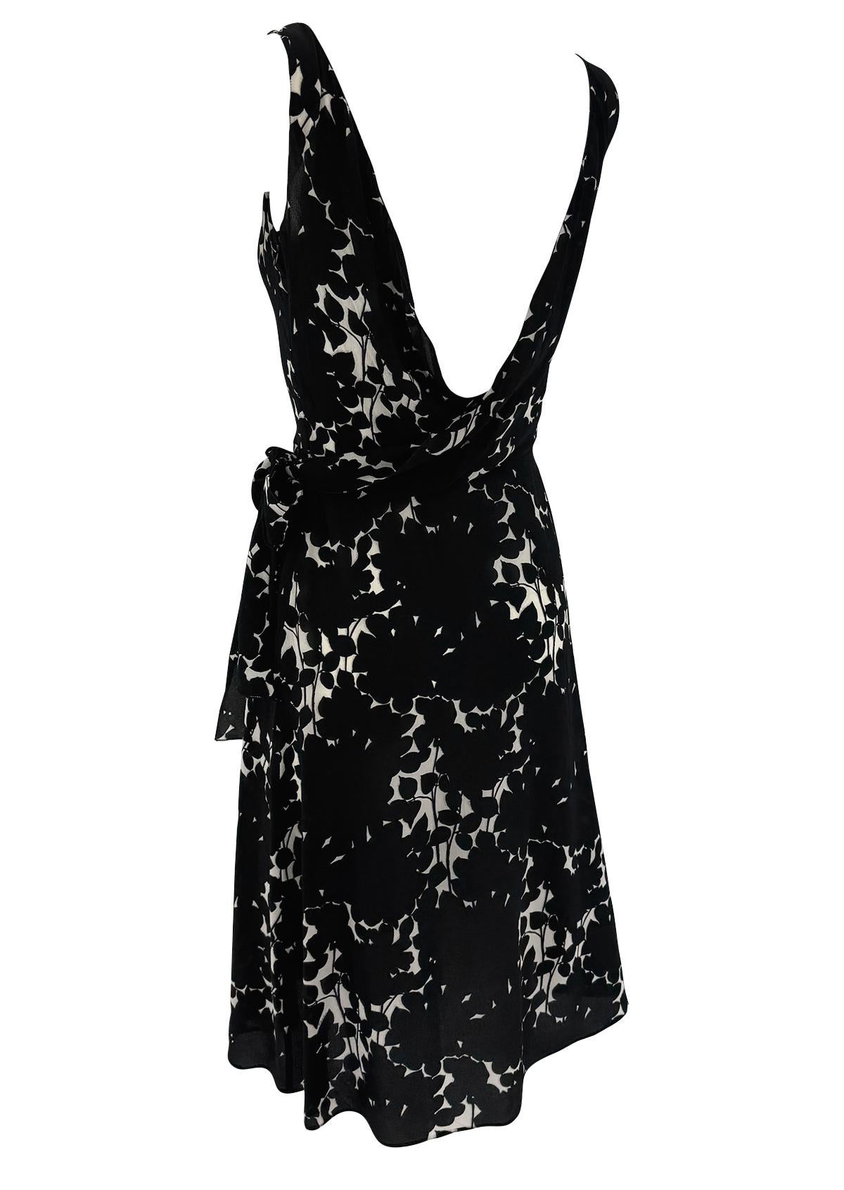 2000s Prada Sheer Silk Chiffon Black White Abstract Floral Print Dress In Excellent Condition For Sale In West Hollywood, CA