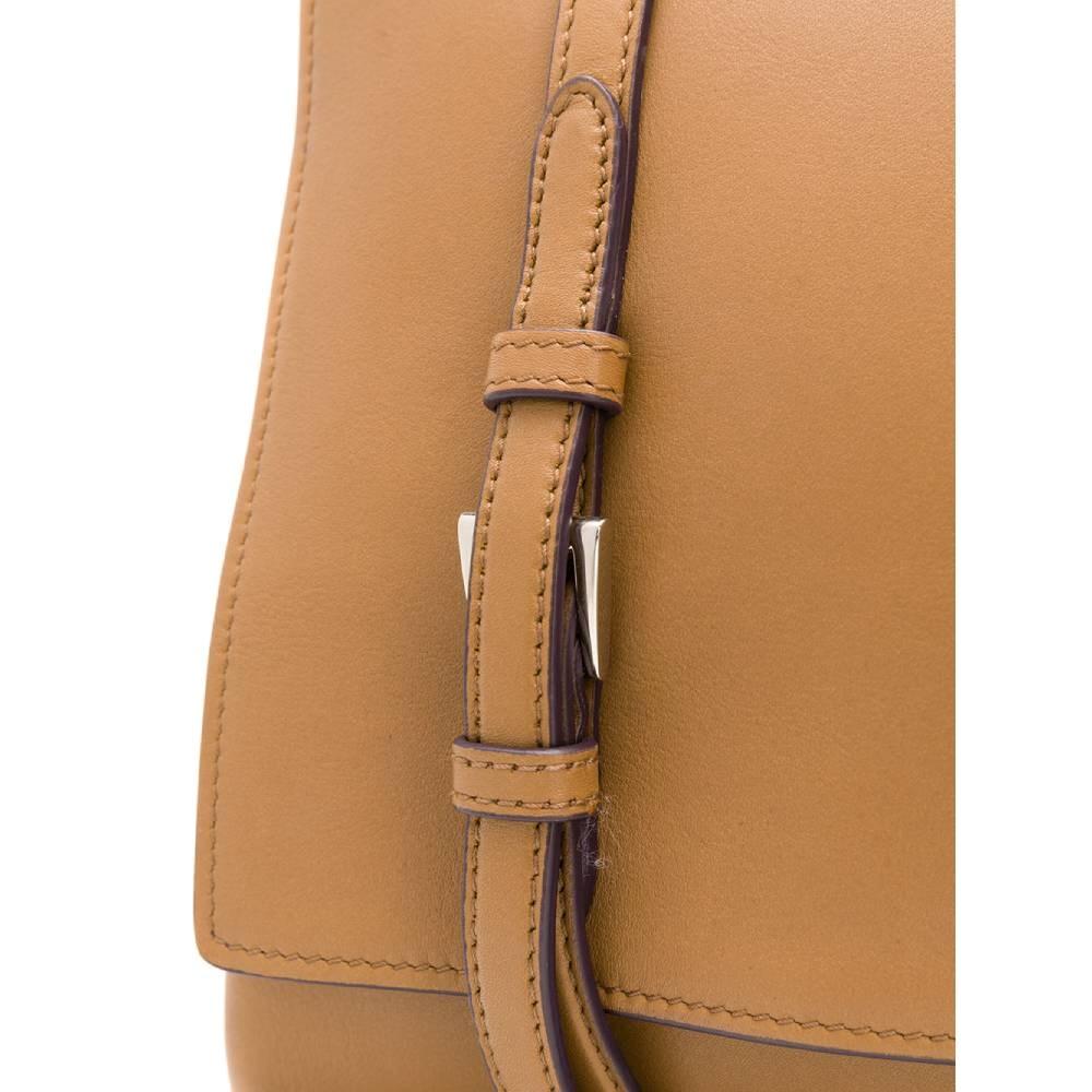 2000s Prada Vintage beige leather shoulder bag with purple contrasting details For Sale 1