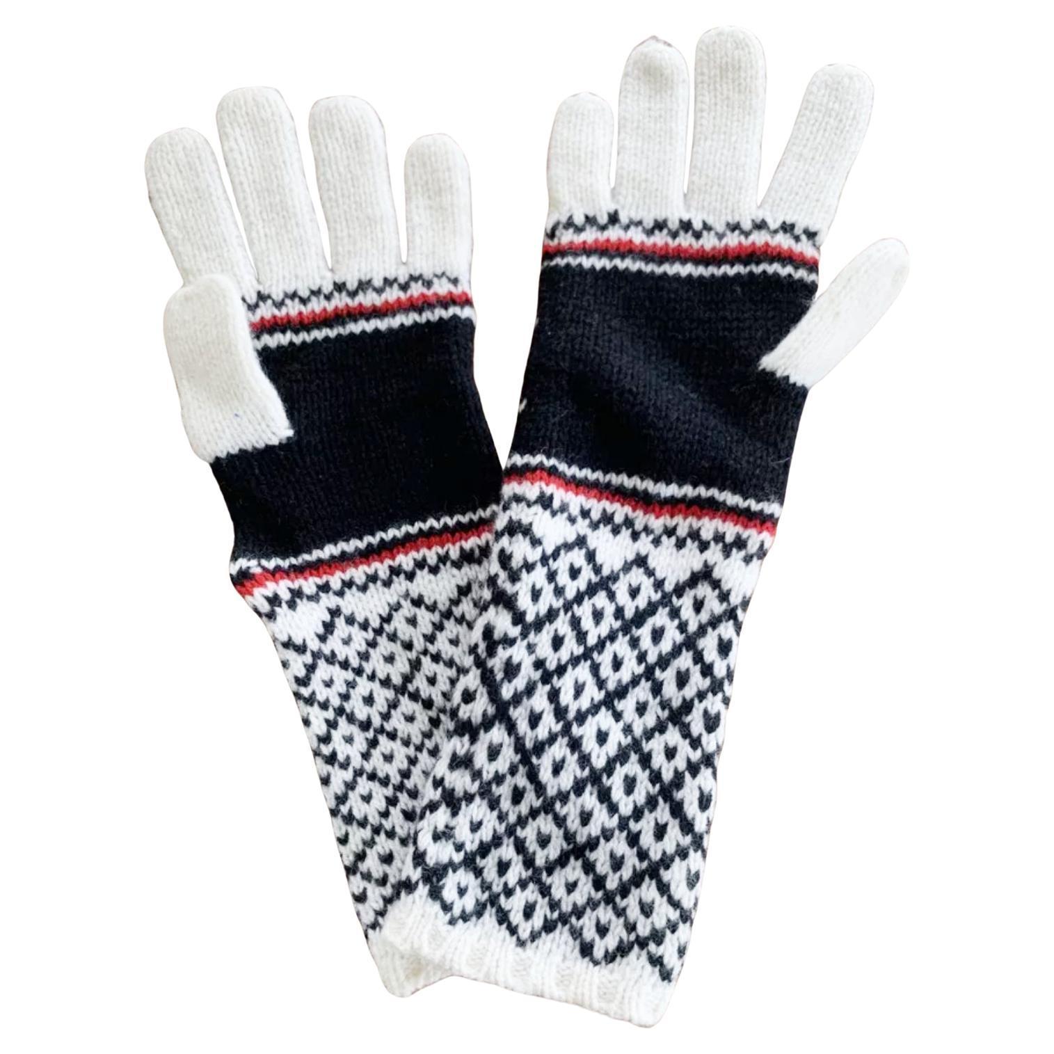Beige 2000s Ralph Lauren Snowflake Wool Long Gloves For Sale