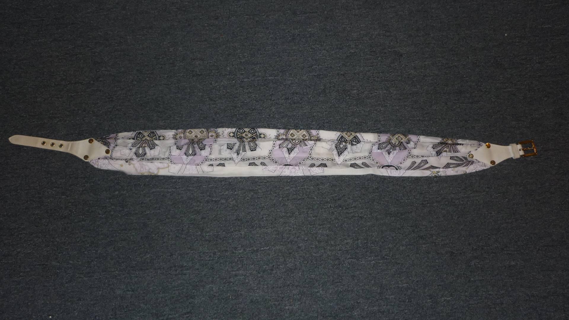 2000s Roberto Cavalli Chiffon Printed Top w/Cumber Band Belt (S) For Sale 7