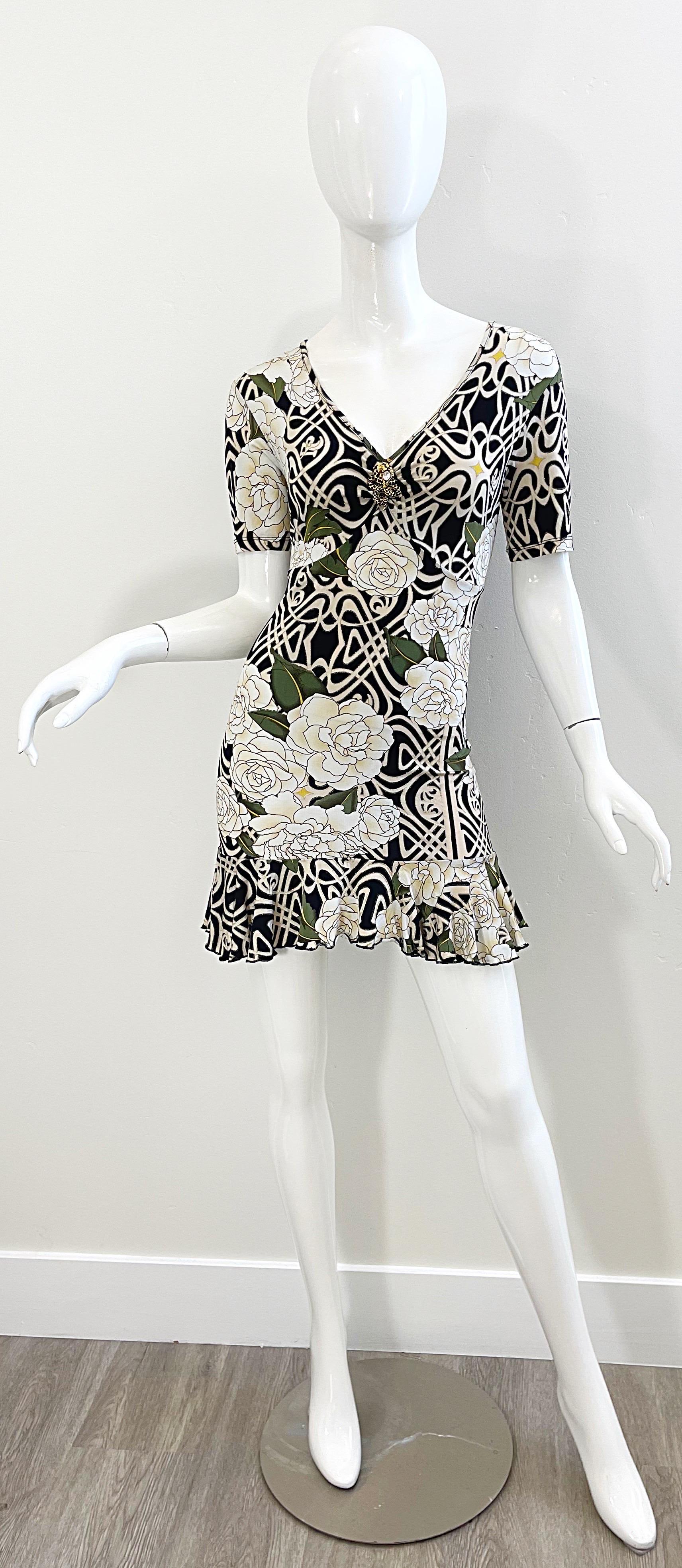 2000s Roberto Cavalli Size Large Rose Print Serpent Embellished Mini Dress For Sale 8