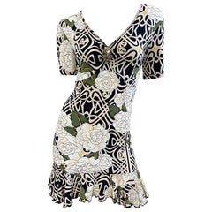 Roberto Cavalli - Robe courte à imprimé rose ornée de serpents, grande taille, années 2000