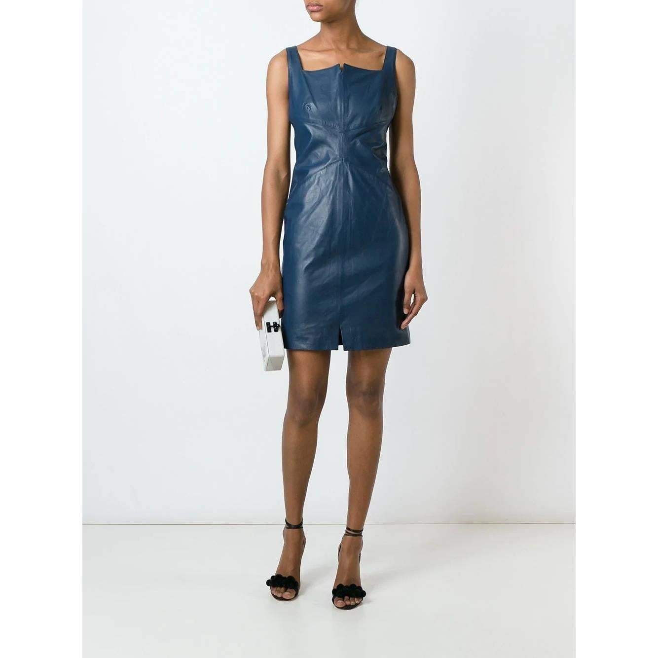 Romeo Gigli blue leather above the knee dress. Sleeveless model with shoulder straps, square neckline and side zip fastening.

Size: 44 IT

Flat measurements
Height: 90 cm
Bust: 38 cm
Waist: 35 cm

Product code: A5767

Notes: The product shows some