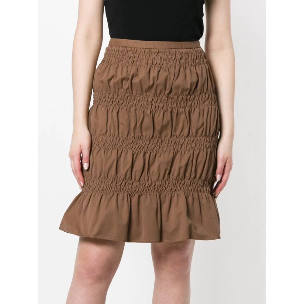 Romeo Gigli brown cotton skirt with decorative curls. High waist, below the knee length. Zip closure on the side.
Years: 2000s

Made in Italy

Size: XS

Flat measurements

Lenght: 56 cm
Waist: 36 cm