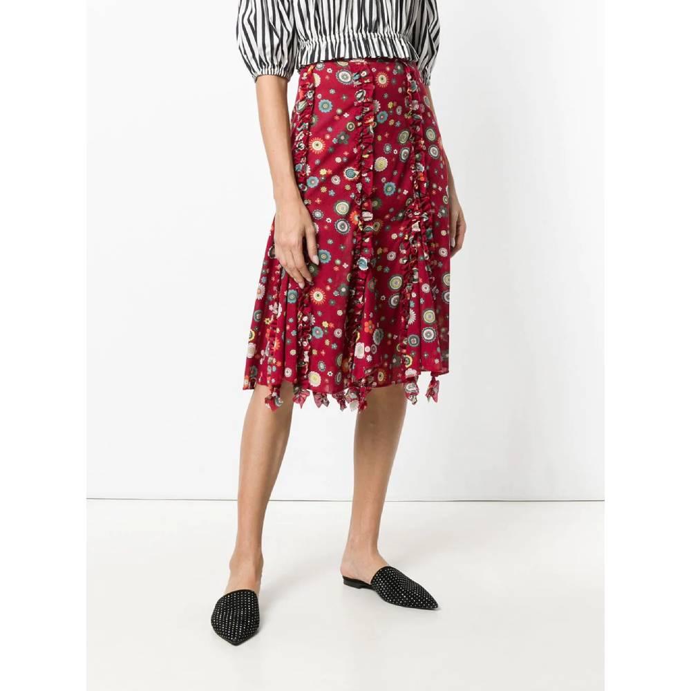 Romeo Gigli burgundy cotton trapeze skirt with multicolor floral print and decorative ruffles. High waist, length below the knee. Closure with hidden zip and lateral button.

Size: 44 IT

Flat measurements
Lenght: 68 cm
Waist: 42 cm

Product code:
