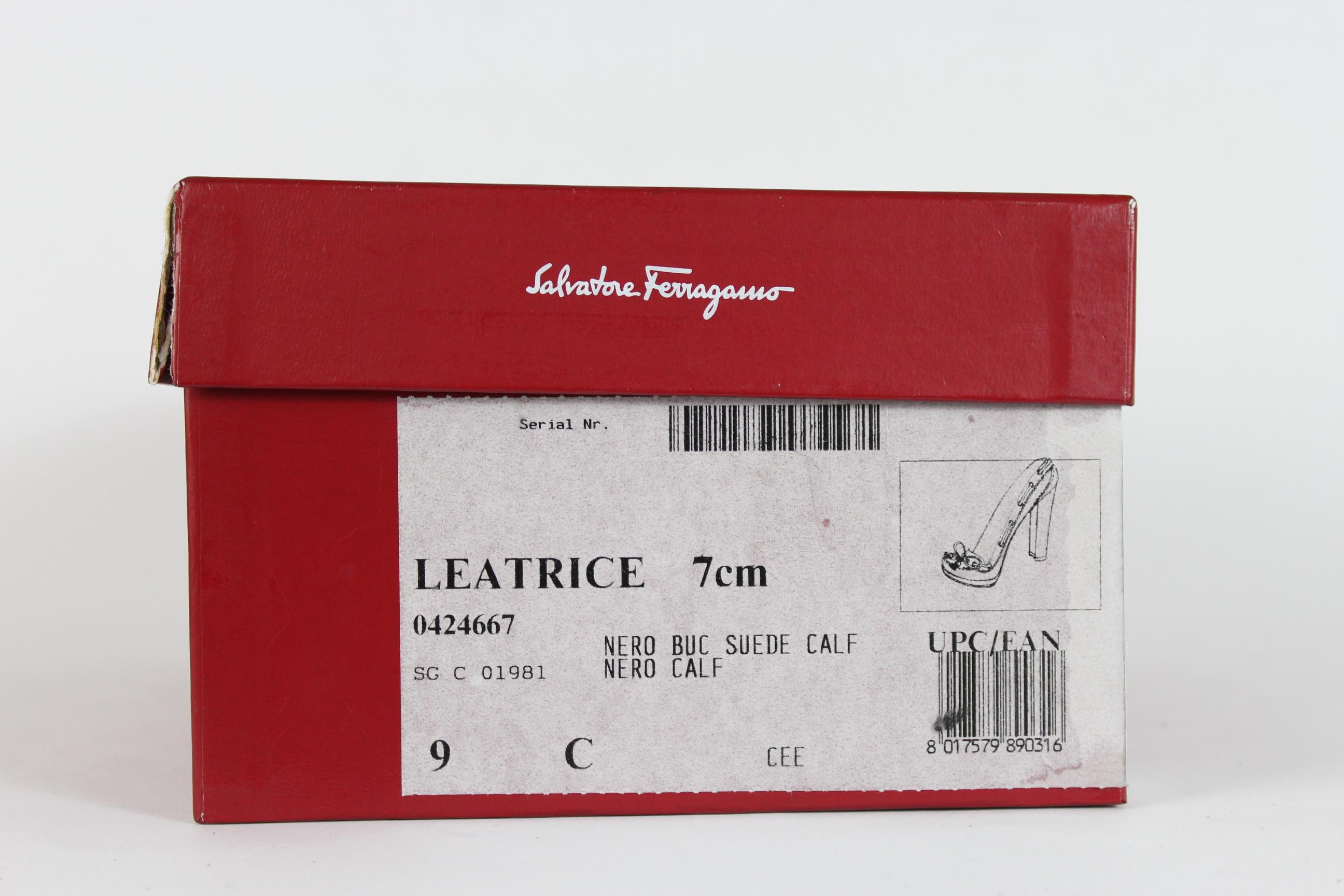 Salvatore Ferragamo Leatrice Black Leather Decollete Heel Shoes 2000s 1