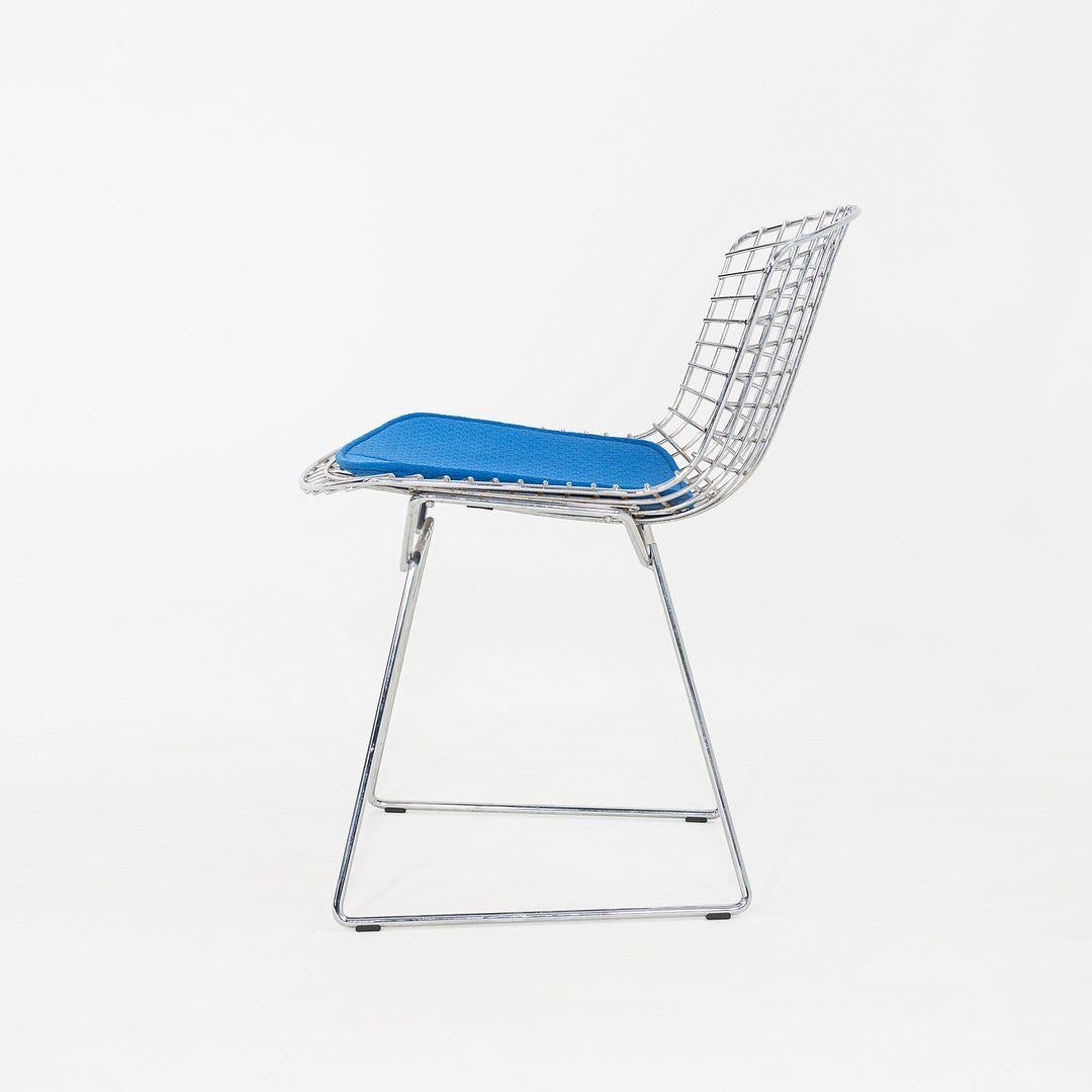 Modern 2000s Set of Five Harry Bertoia for Knoll Dining / Side Chairs w/ Blue Cushions For Sale