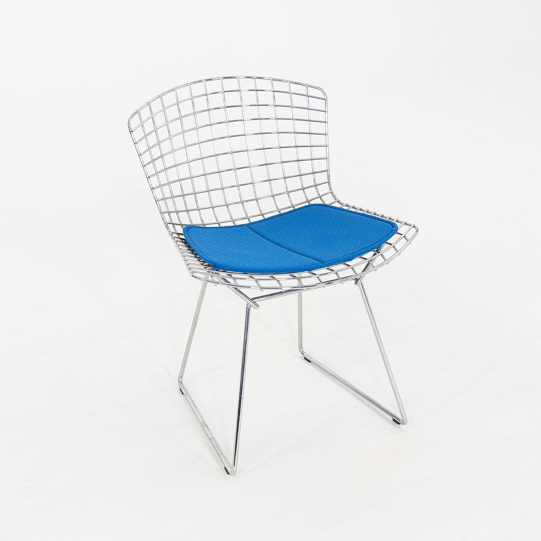 Steel 2000s Set of Five Harry Bertoia for Knoll Dining / Side Chairs w/ Blue Cushions For Sale