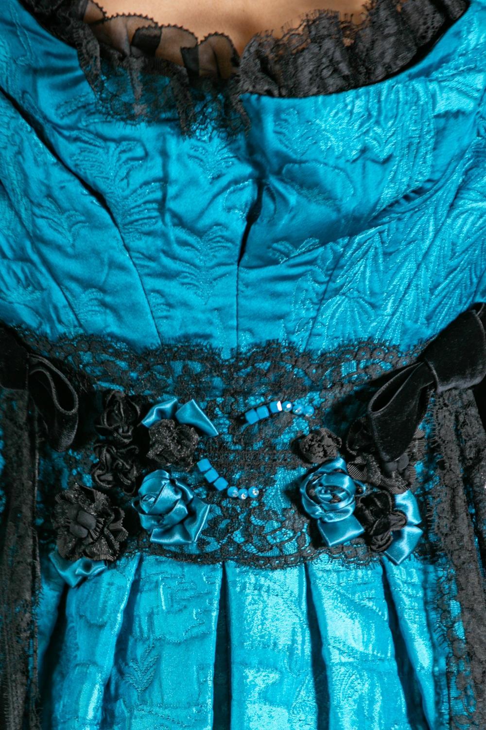 2000S SHIATZY CHEN Teal & Black Silk Lace Cocktail Dress For Sale 4