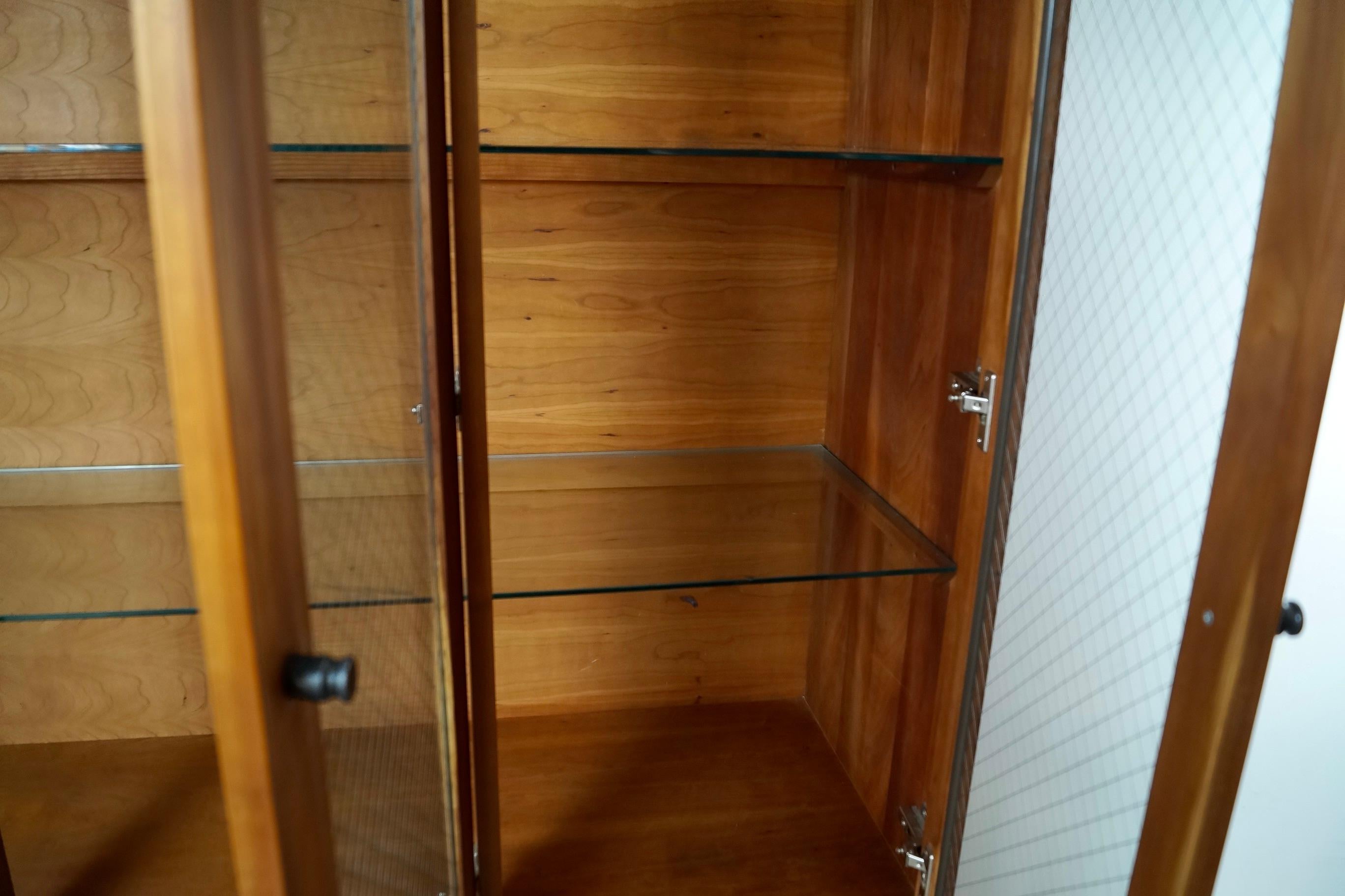 2000's Solid Cherry Room & Board China Cabinet Display Cabinet Vitrine For Sale 9