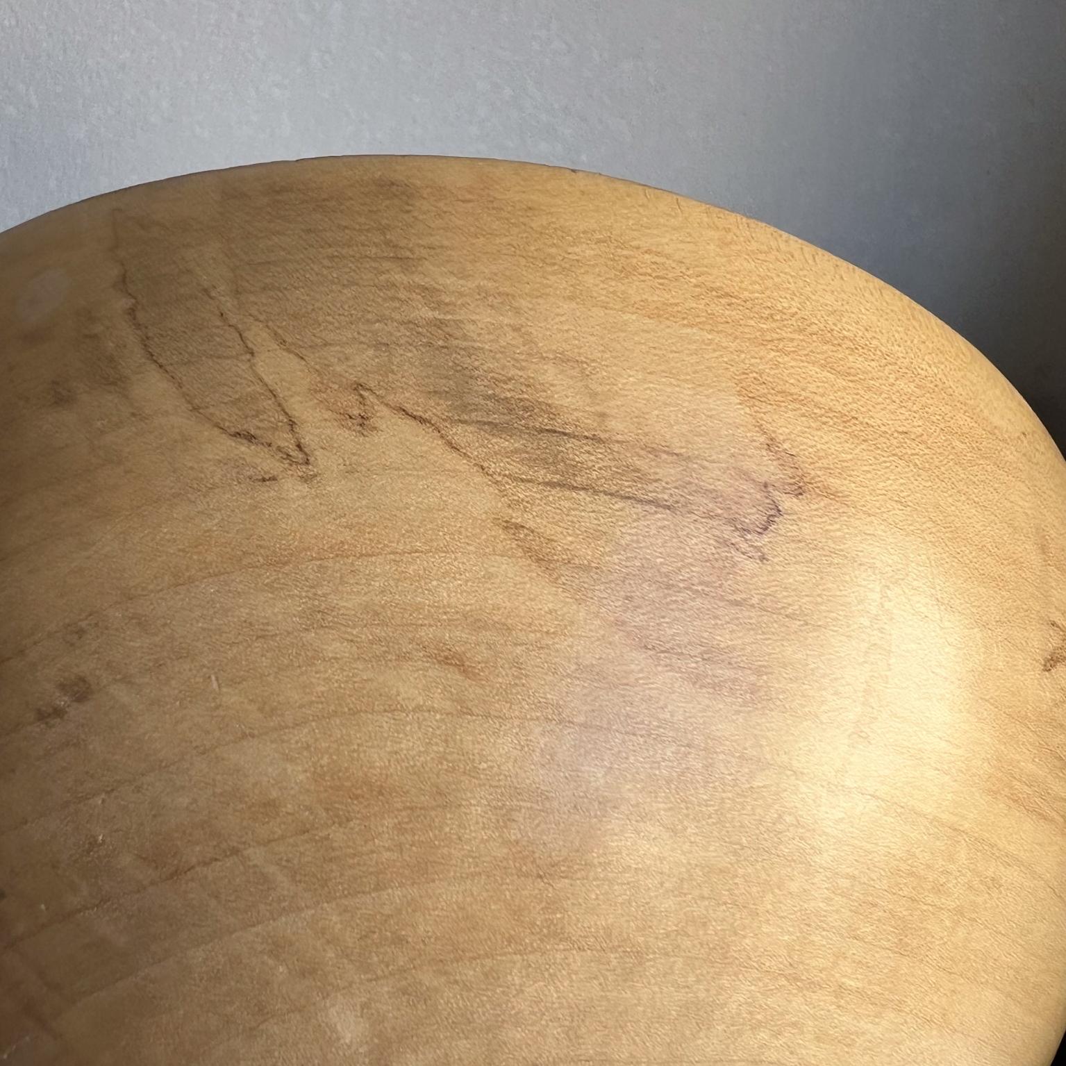 Années 2000 Studio A Bol en érable Sculpture en bois tourné en vente 1