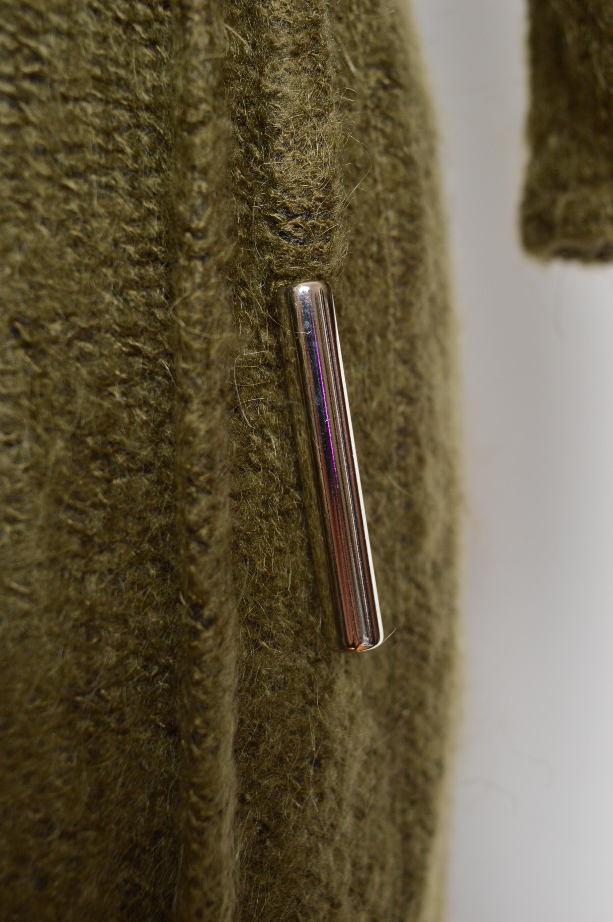 2000er Thierry Mugler Khaki Olive Grün Vintage Fuzzi Wolle Langarm Kleid im Zustand „Gut“ im Angebot in Sheffield, GB