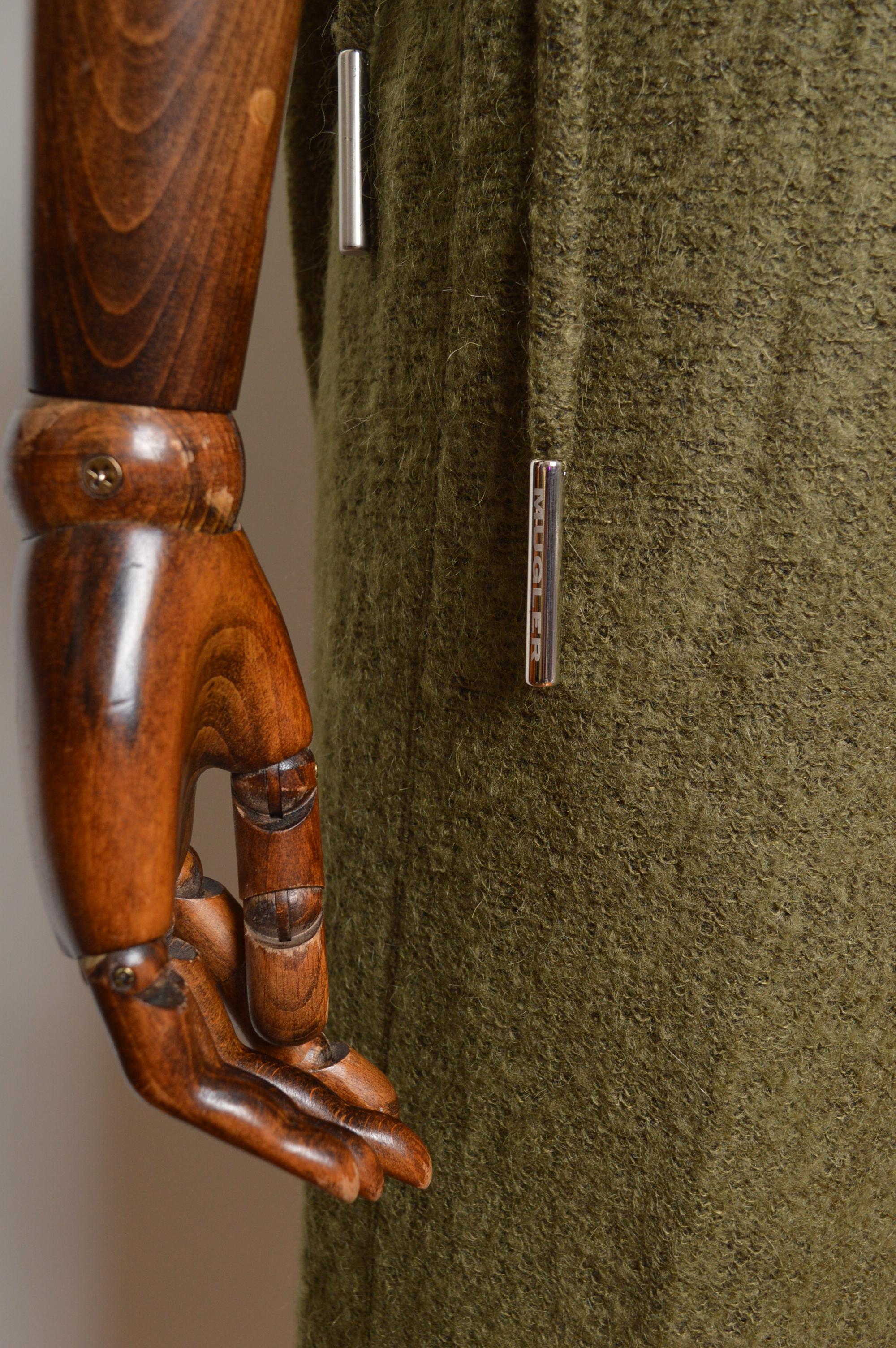 2000er Thierry Mugler Khaki Olive Grün Vintage Fuzzi Wolle Langarm Kleid im Angebot 4