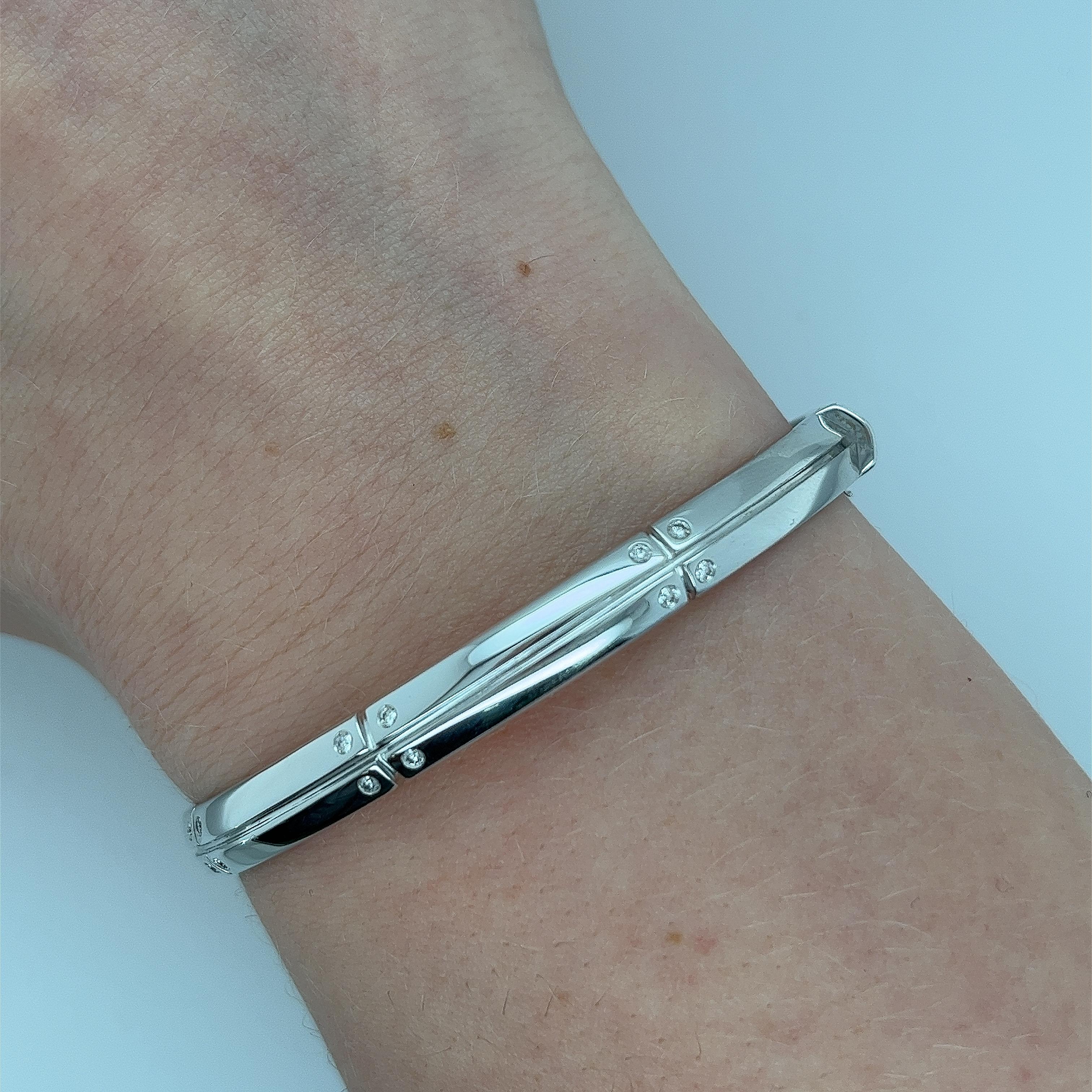 2000er Tiffany & Co Diamant- Streamerica-Armreif aus 18 Karat Weißgold mit Diamanten für Damen oder Herren