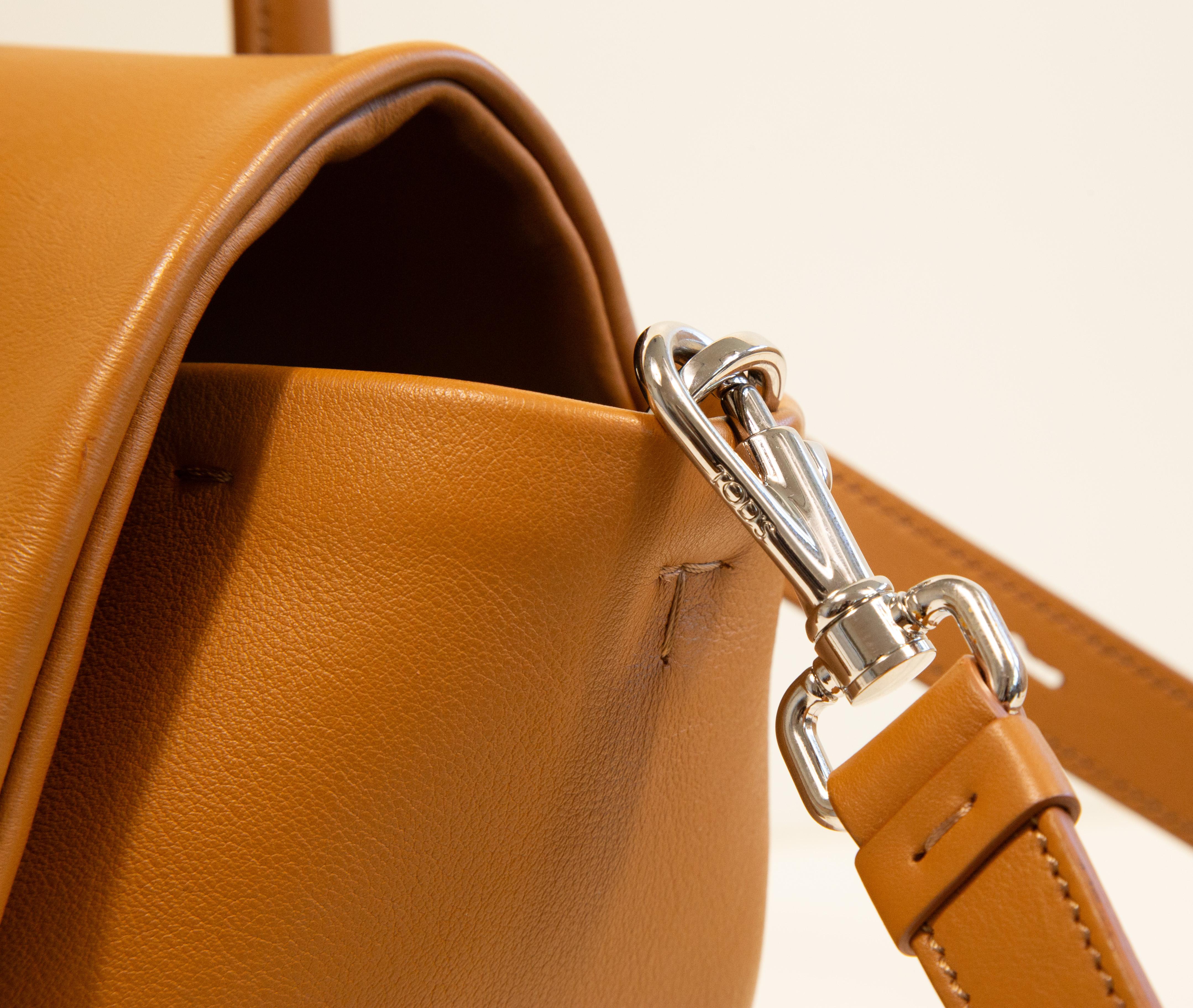 2000s Tod's Di Reverse 2 Way Bag in Brown Leather For Sale 8