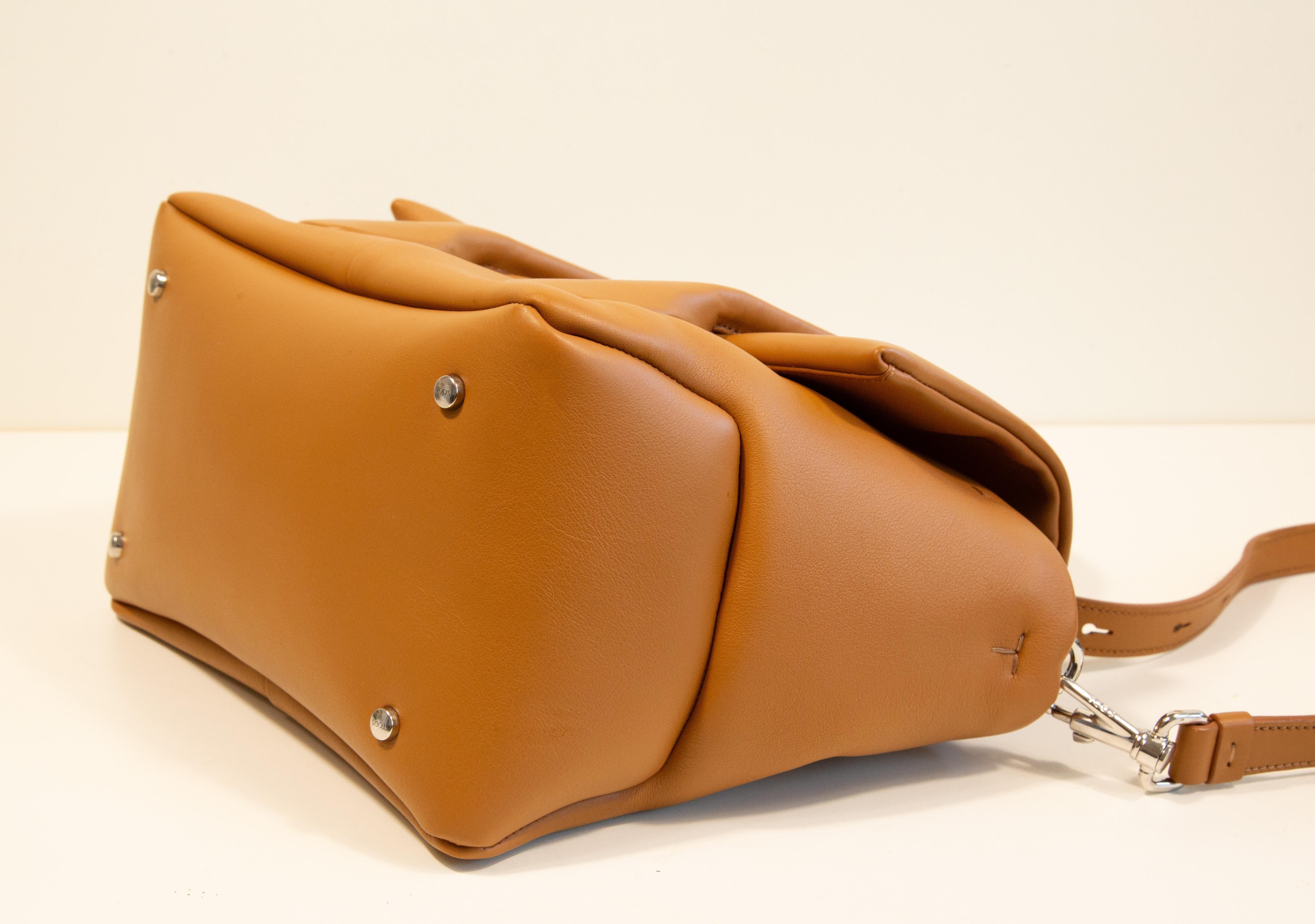 2000s Tod's Di Reverse 2 Way Bag in Brown Leather For Sale 1