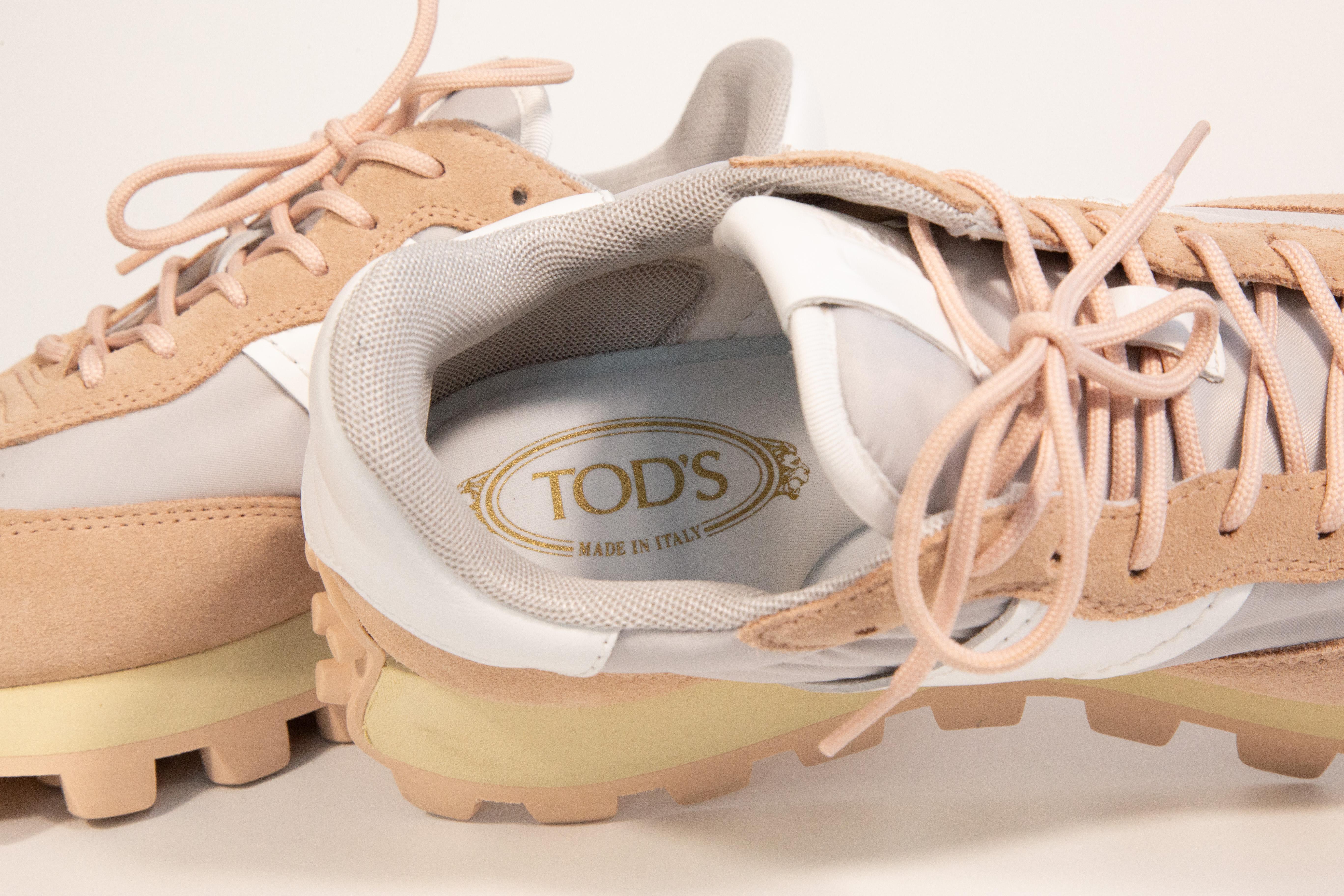 2000s Tod's Multicolor Stoff, Wildleder und Leder Sneakers Größe EU 38.5 im Angebot 2