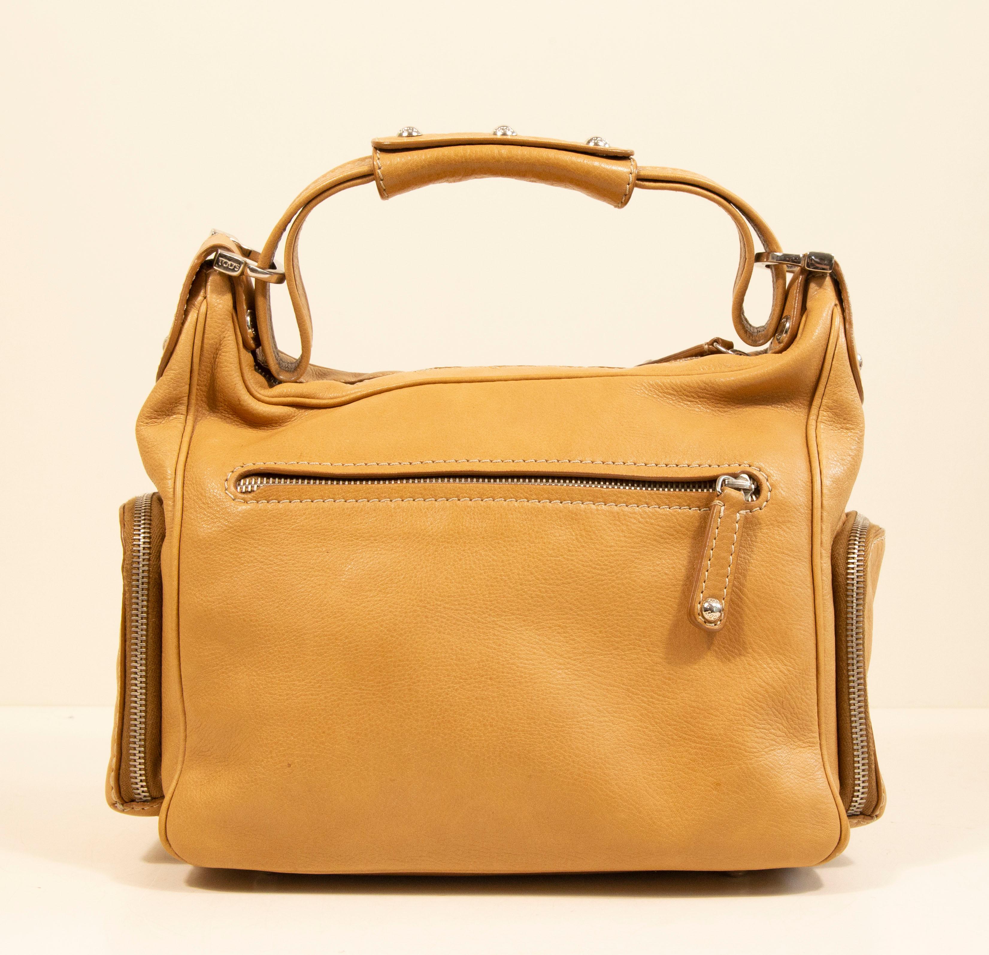 Orange 2000s Tod's Tan Leather Shoulder Bag For Sale