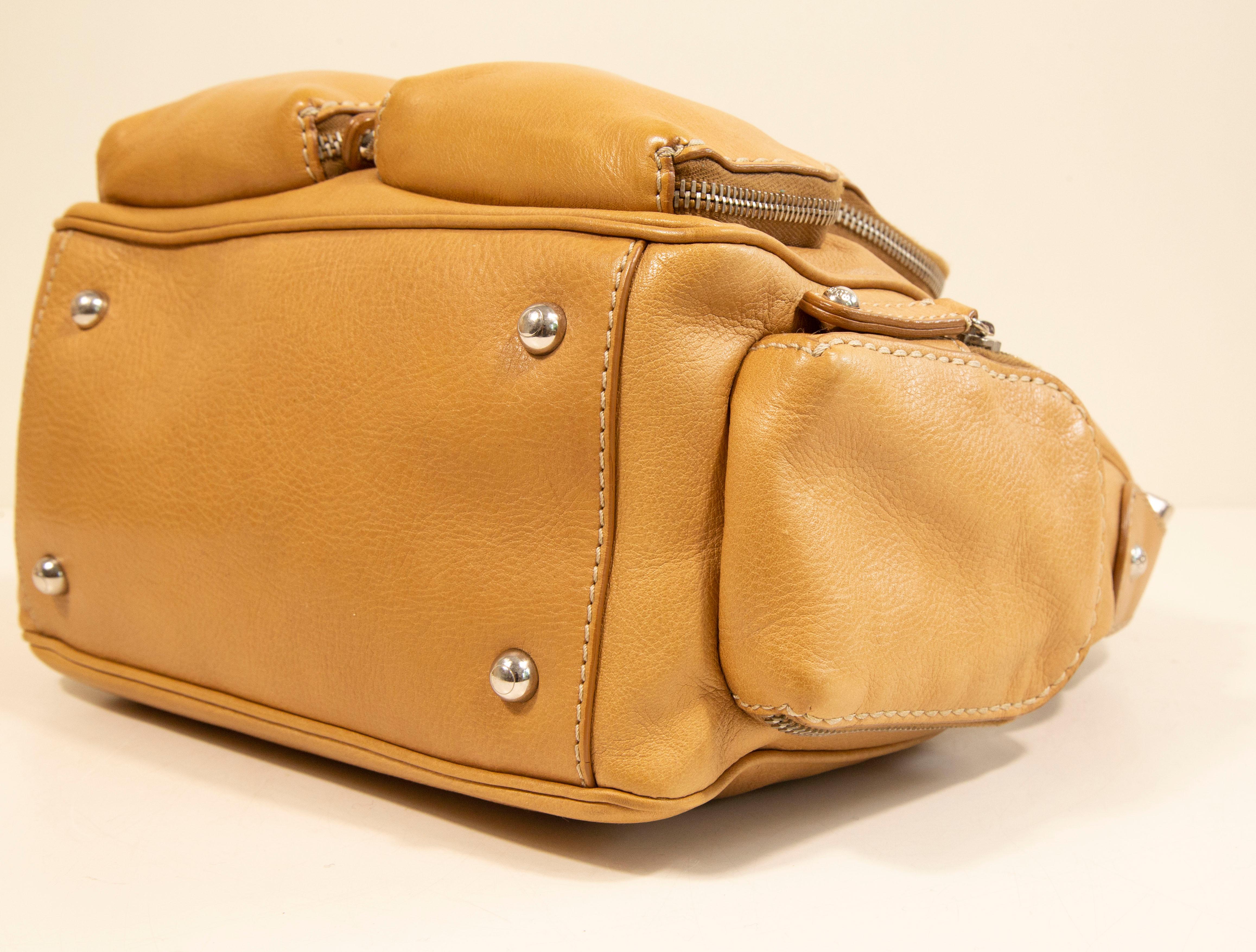 2000s Tod's Tan Leather Shoulder Bag For Sale 1