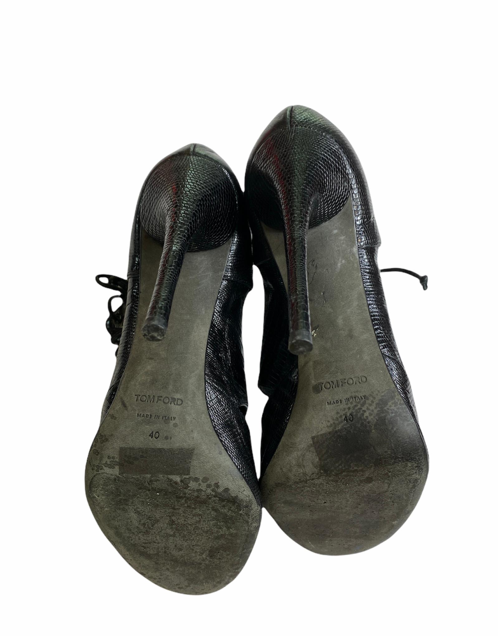 2000S TOM FORD Black Teju Lizard Leather Heels For Sale 1