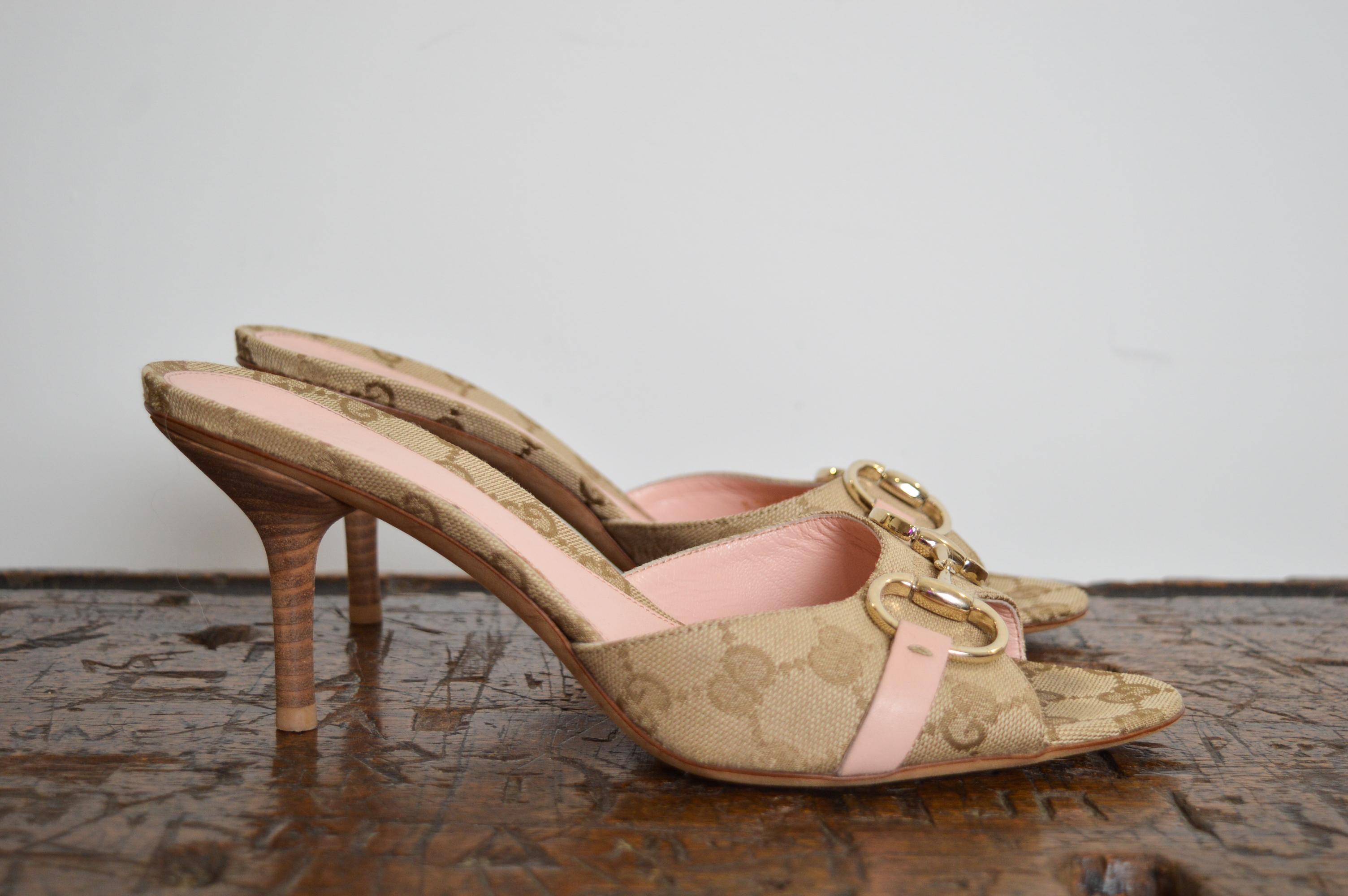 2000's Tom Ford era Gucci Horse bit Baby Pink Kitten Mules - Sandal High Heels 3