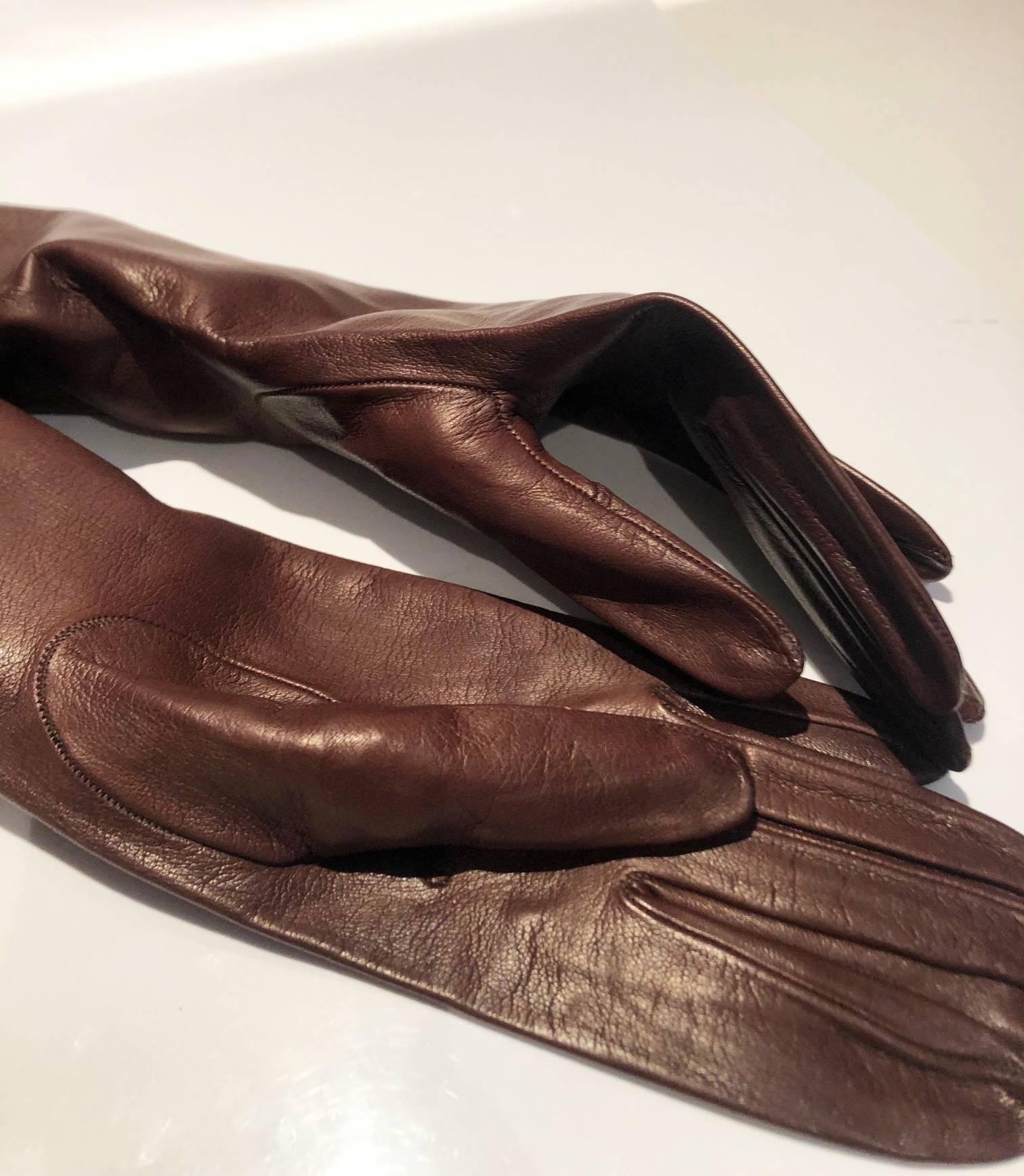2000s Tom Ford for Gucci Runway Brown Leather Stud Elbow Gloves In Excellent Condition In London, GB