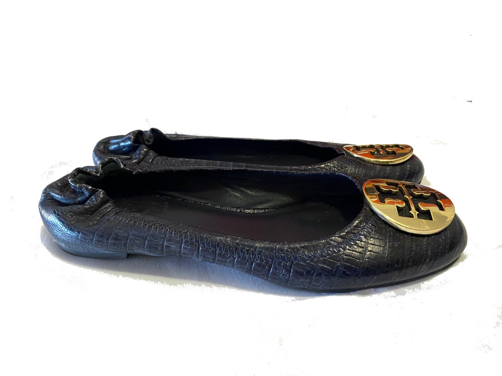 2000s Tory Burch Navy Blue Leather Minnie Ballet Flats Size 37.5 In Good Condition In London, GB