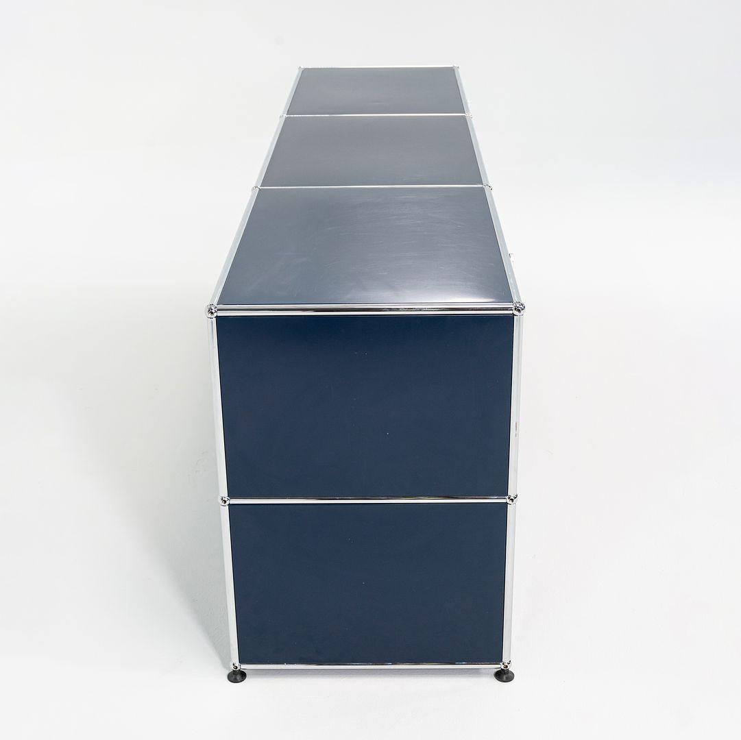 2000s USM Haller Credenza / Cabinet Unit 2x3 Chrome & Steel Blue 90x30x20 inches In Good Condition For Sale In Philadelphia, PA