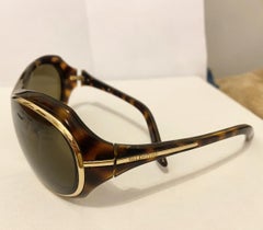 2000s Valentino Garavani Vintage Gafas de sol Escudo carey y oro