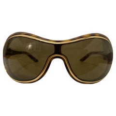 2000s Valentino Garavani Vintage Gafas de sol Escudo carey y oro