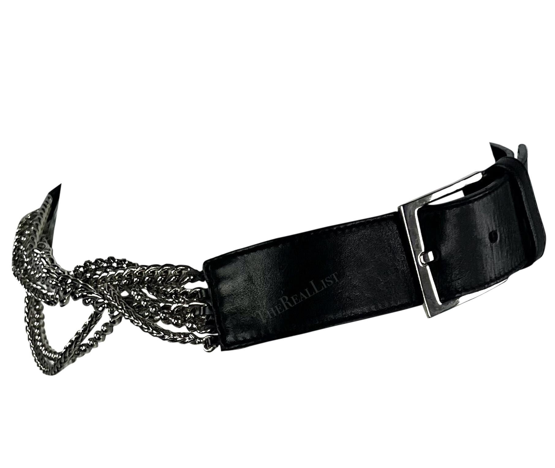 2000s Versace by Donatella Versace Silver Chains Black Leather Buckle Belt Excellent état - En vente à West Hollywood, CA