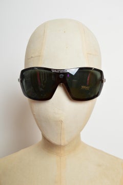 Occhiali da sole Versace degli anni 2000, modello "Large Black Mask Wrap around" con strass, stile Y2K vintage