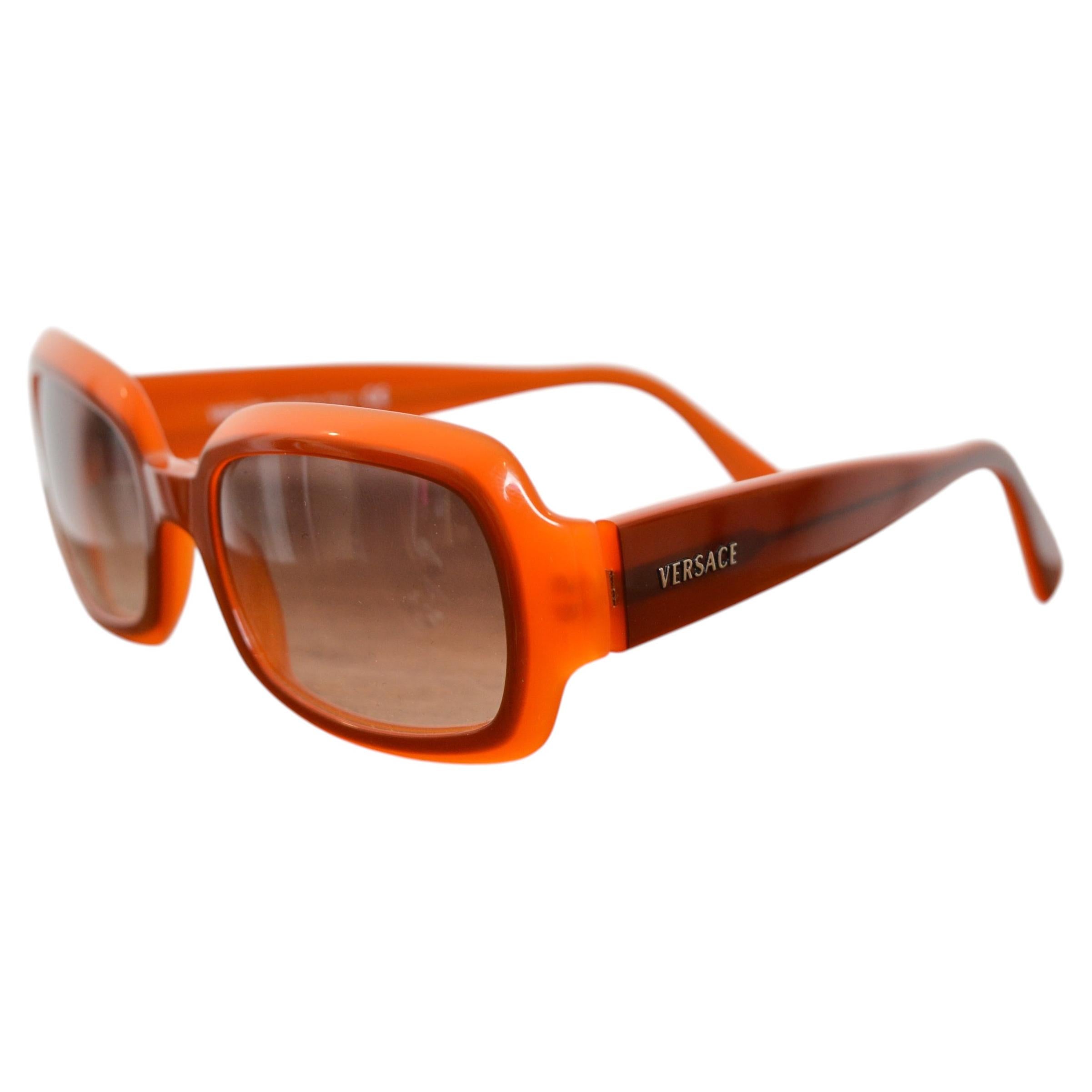 Vintage-Sonnenbrille von Versace aus den 2000er Jahren, orange, bernsteinfarben und braun, quadratisch-ovale Form