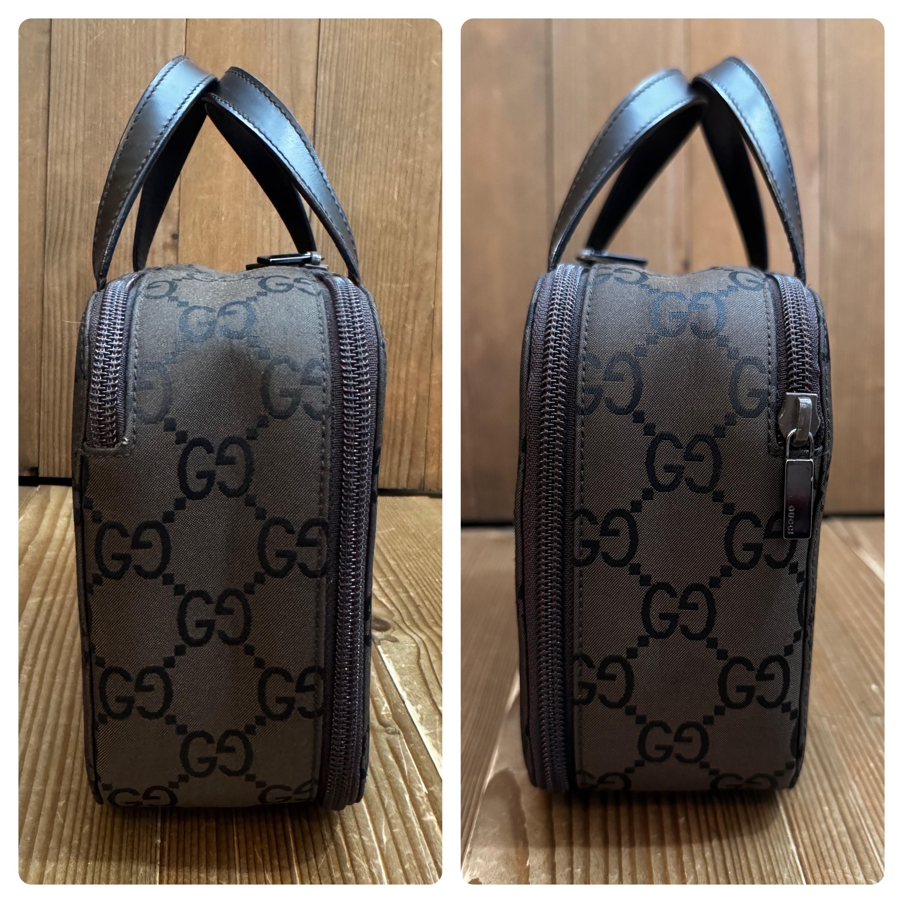 2000s Vintage GUCCI GG Monogram Nylon Vanity Handbag Brown For Sale 2