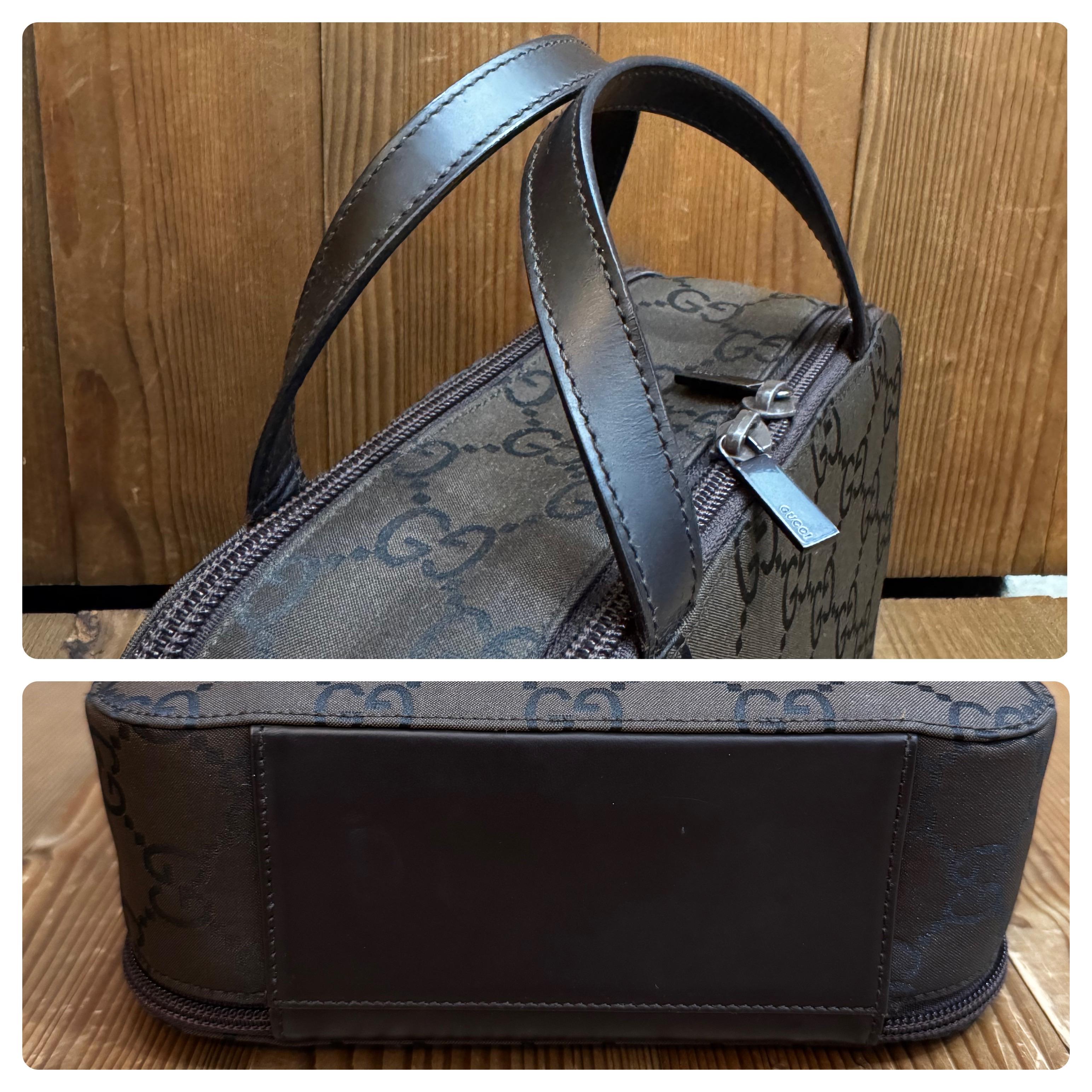 2000s Vintage GUCCI GG Monogram Nylon Vanity Handbag Brown For Sale 3