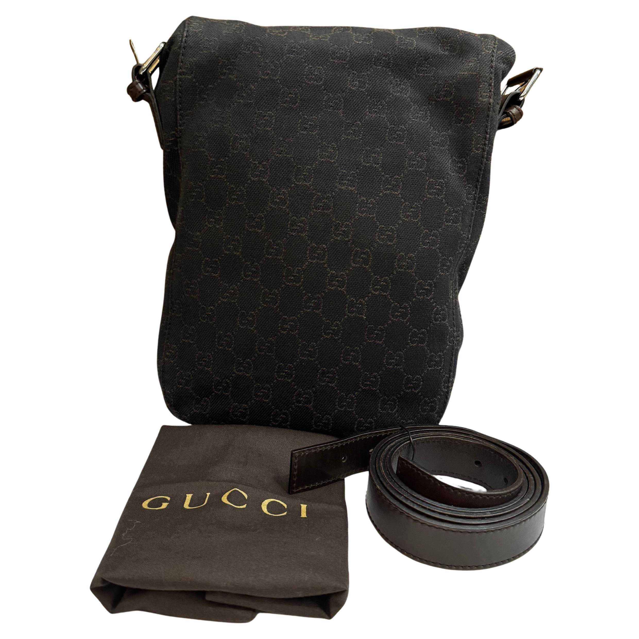 2000s Vintage GUCCI Monogram Denim Messenger Bag Brown For Sale 4