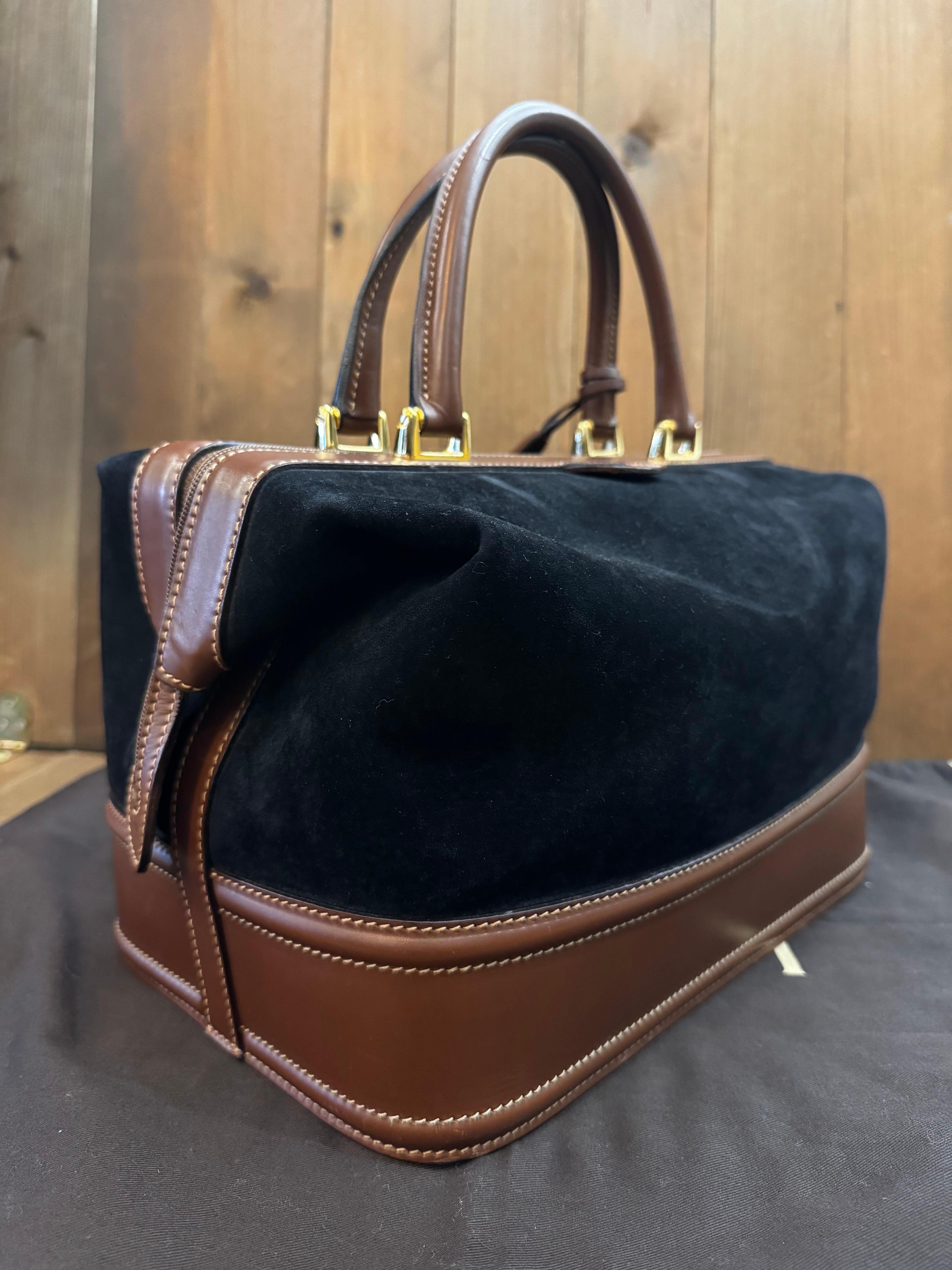 Women's or Men's 2000s Vintage GUCCI Nubuck Leather Vanity Case Bag Black Brown For Sale