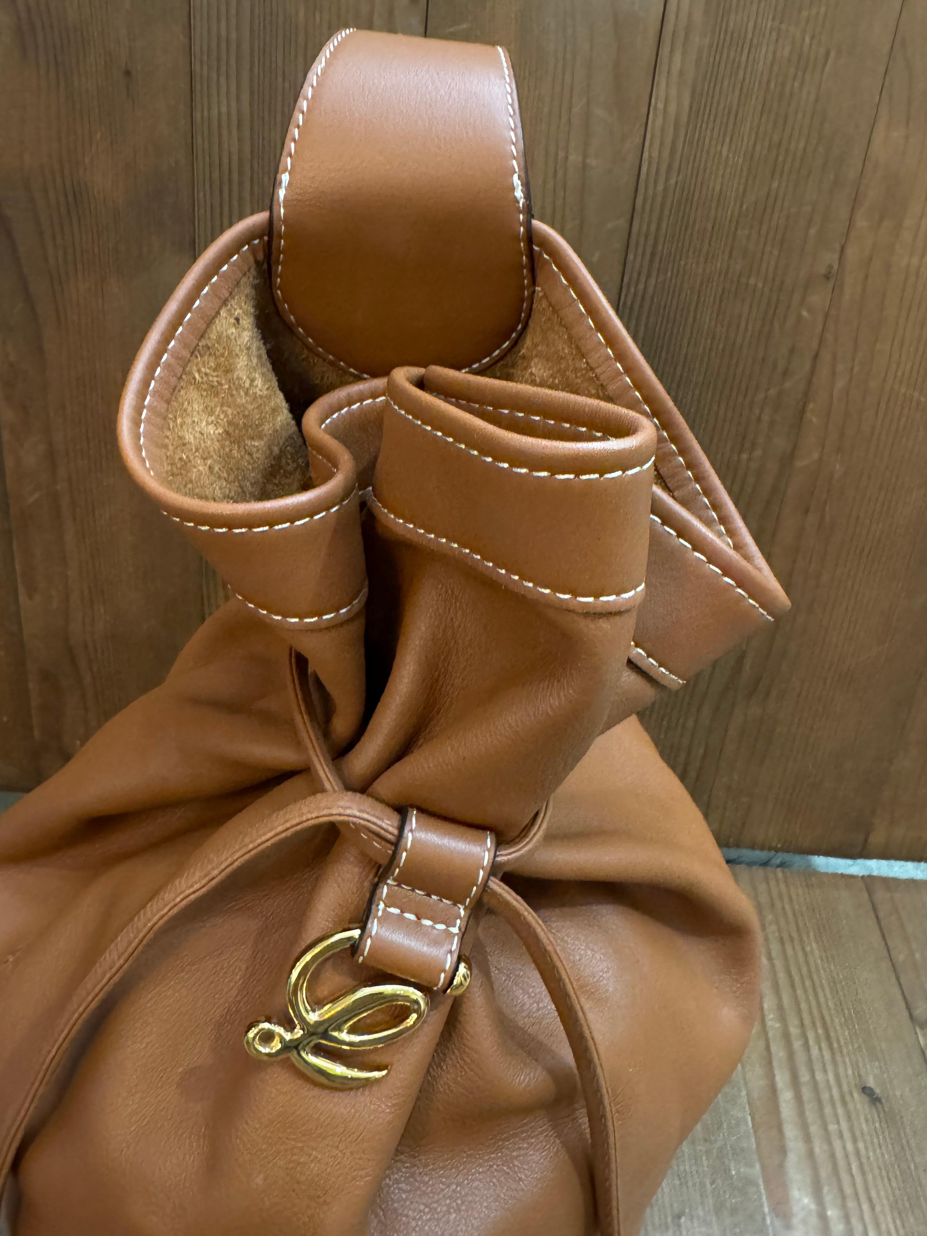 2000s Vintage LOEWE Calfskin Drawstring Bucket Bag Caramel Unisex For Sale 5