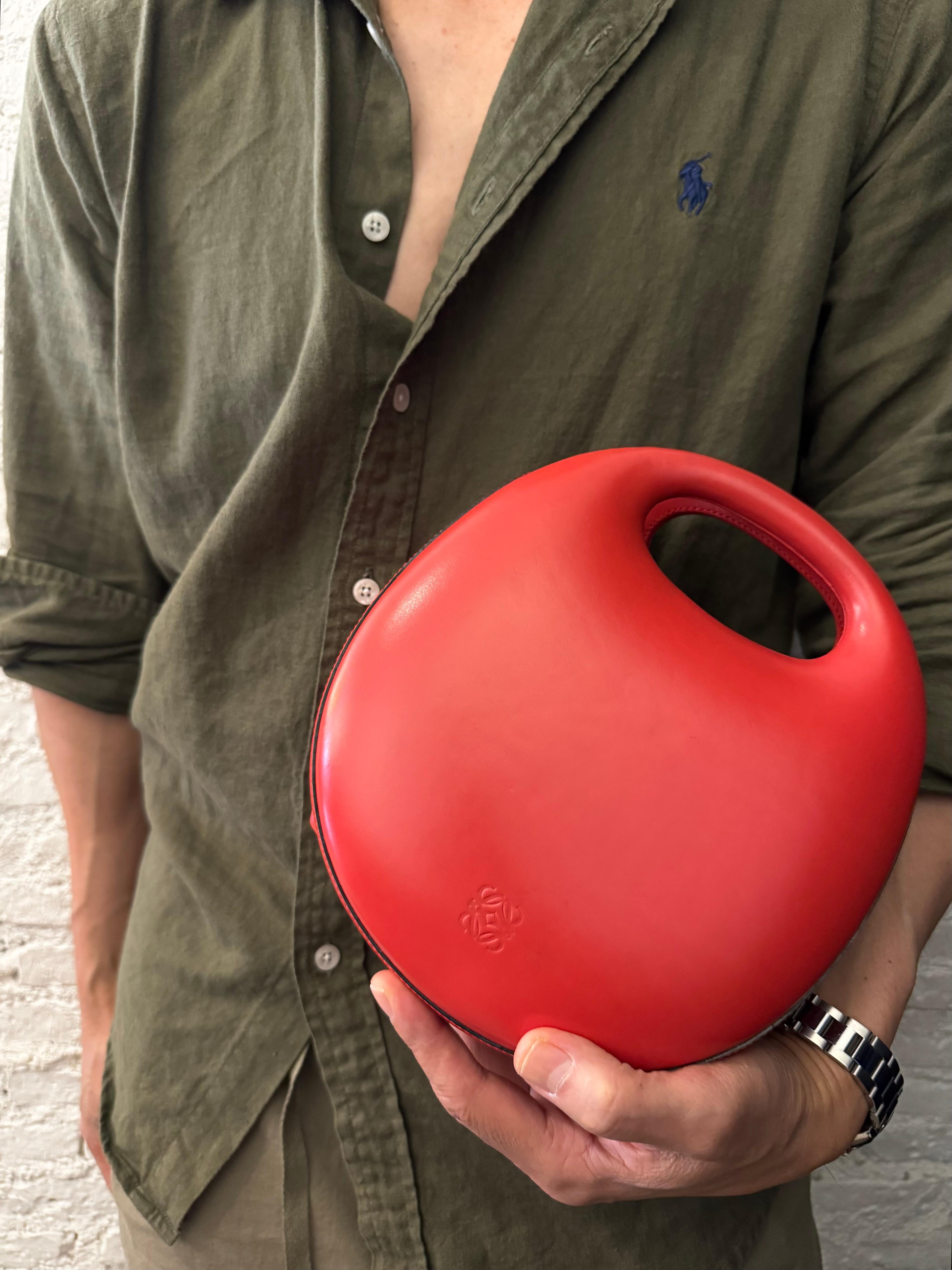 2000s Vintage LOEWE Calfskin Leather Egg Bag Red For Sale 3