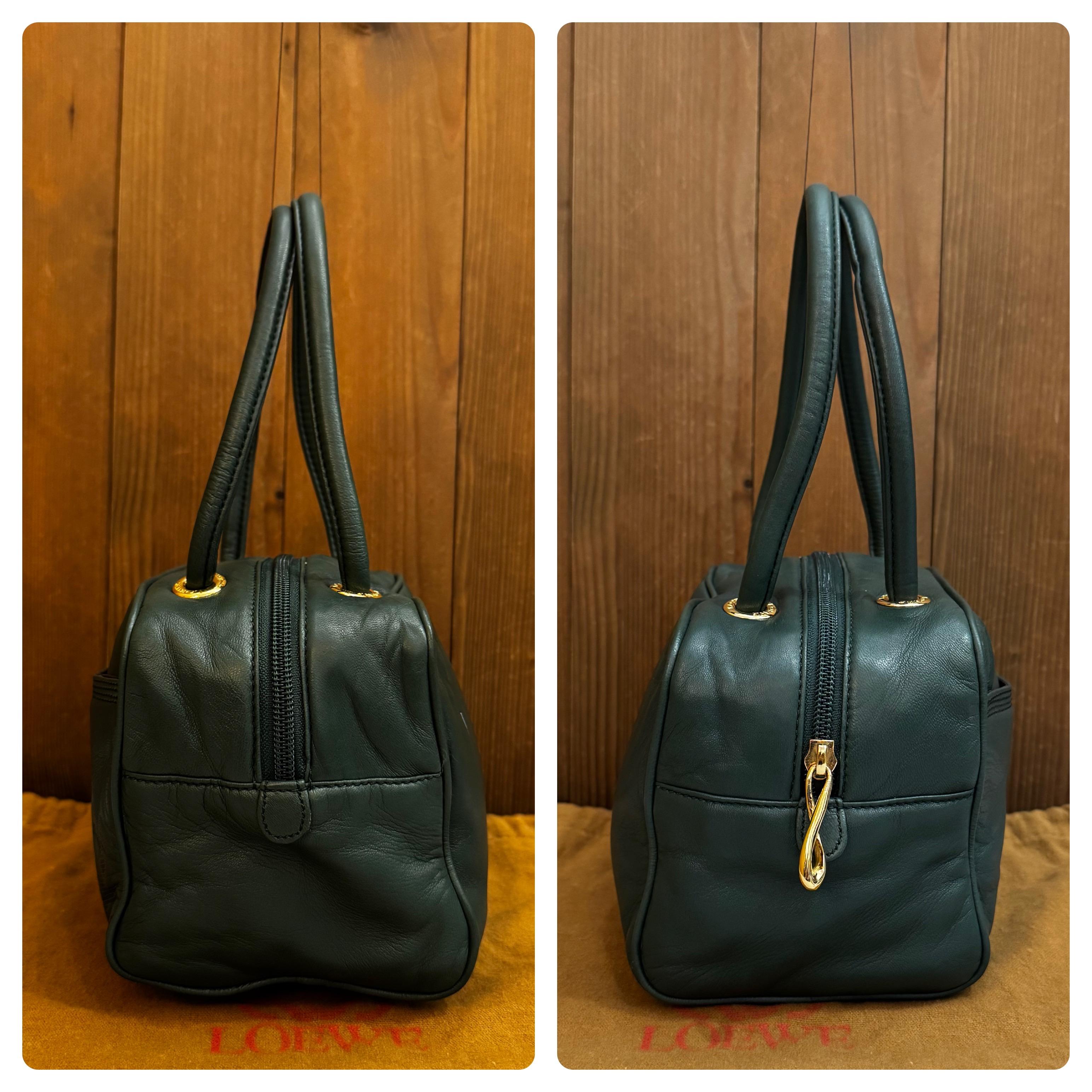 2000s Vintage LOEWE Anagrama Piel de Becerro Mini Bolso Verde en venta 2