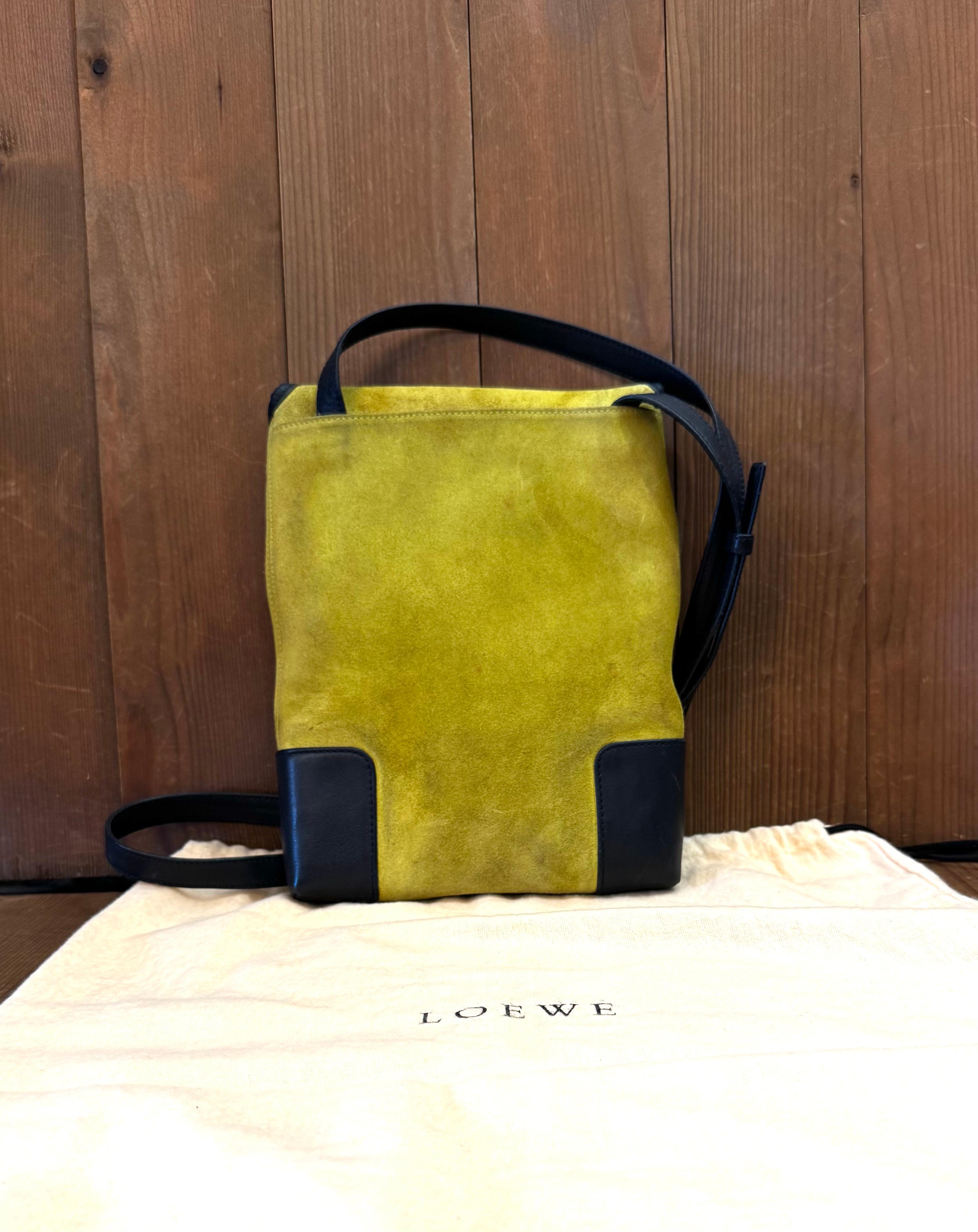 2000s Vintage LOEWE Ante Anagrama Crossbody Bolso Mostaza Unisex Marrón en venta