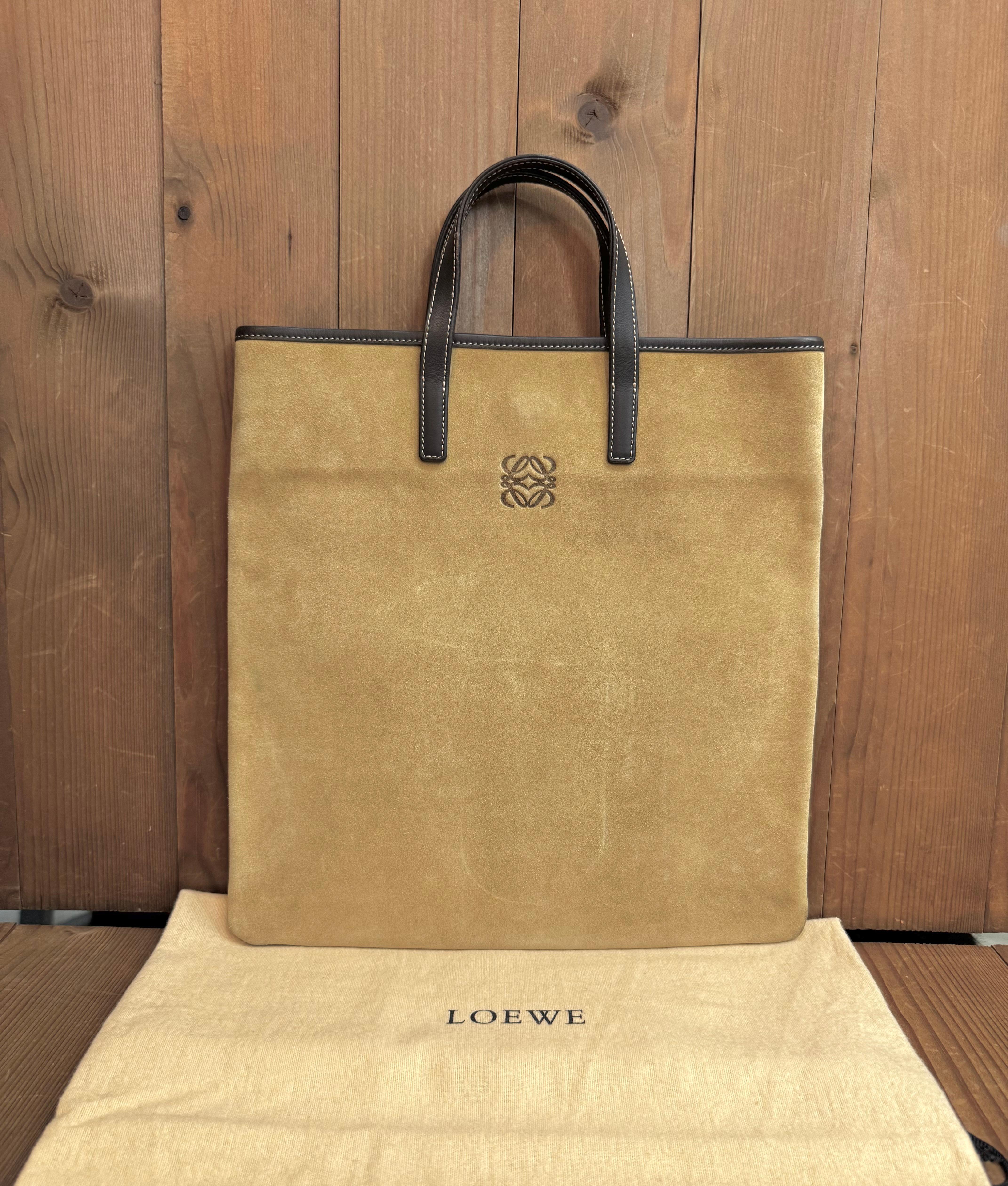 2000s Vintage LOEWE Suede Flat Tote Bag Beige Brown For Sale 1
