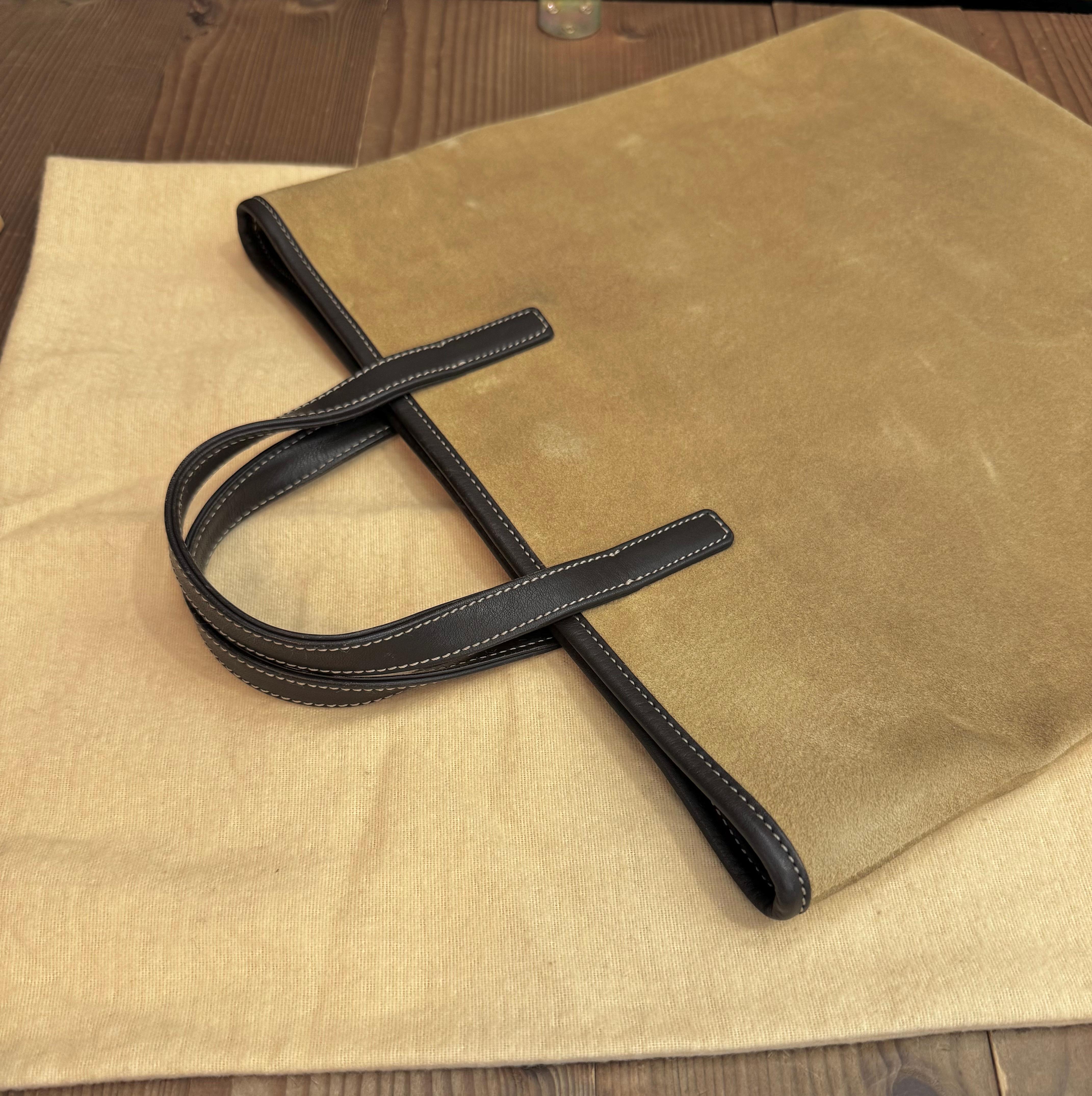 2000s Vintage LOEWE Suede Flat Tote Bag Beige Brown For Sale 5